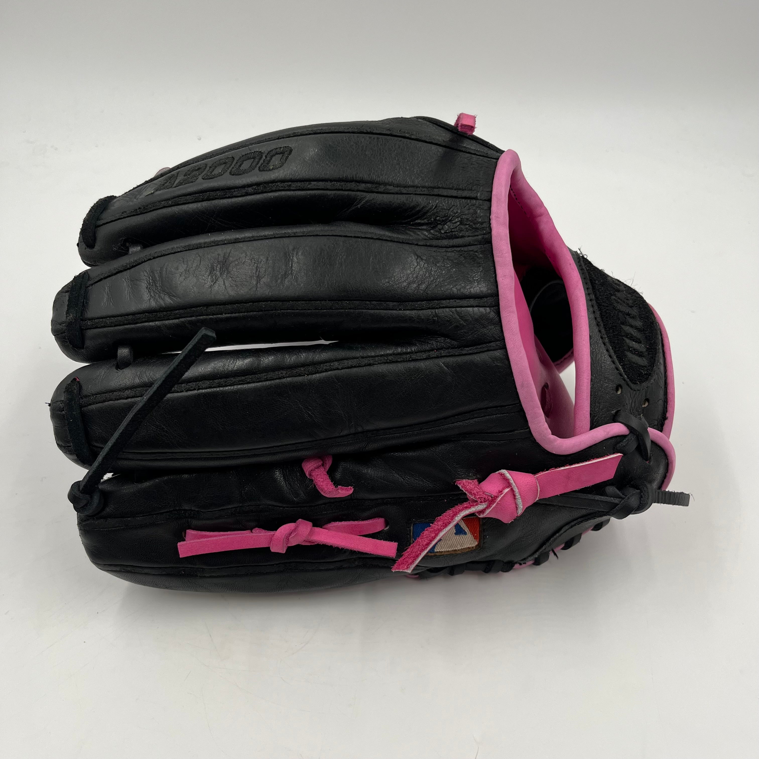 Wilson A2000 EL3 11.75 Infield Baseball Glove