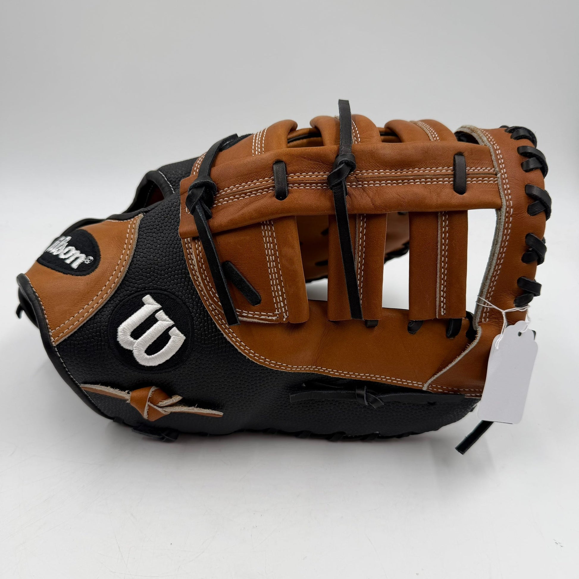 Pro Issue Wilson A2000 1614 12.5 First Base Mitt Baseball Glove - photo 1