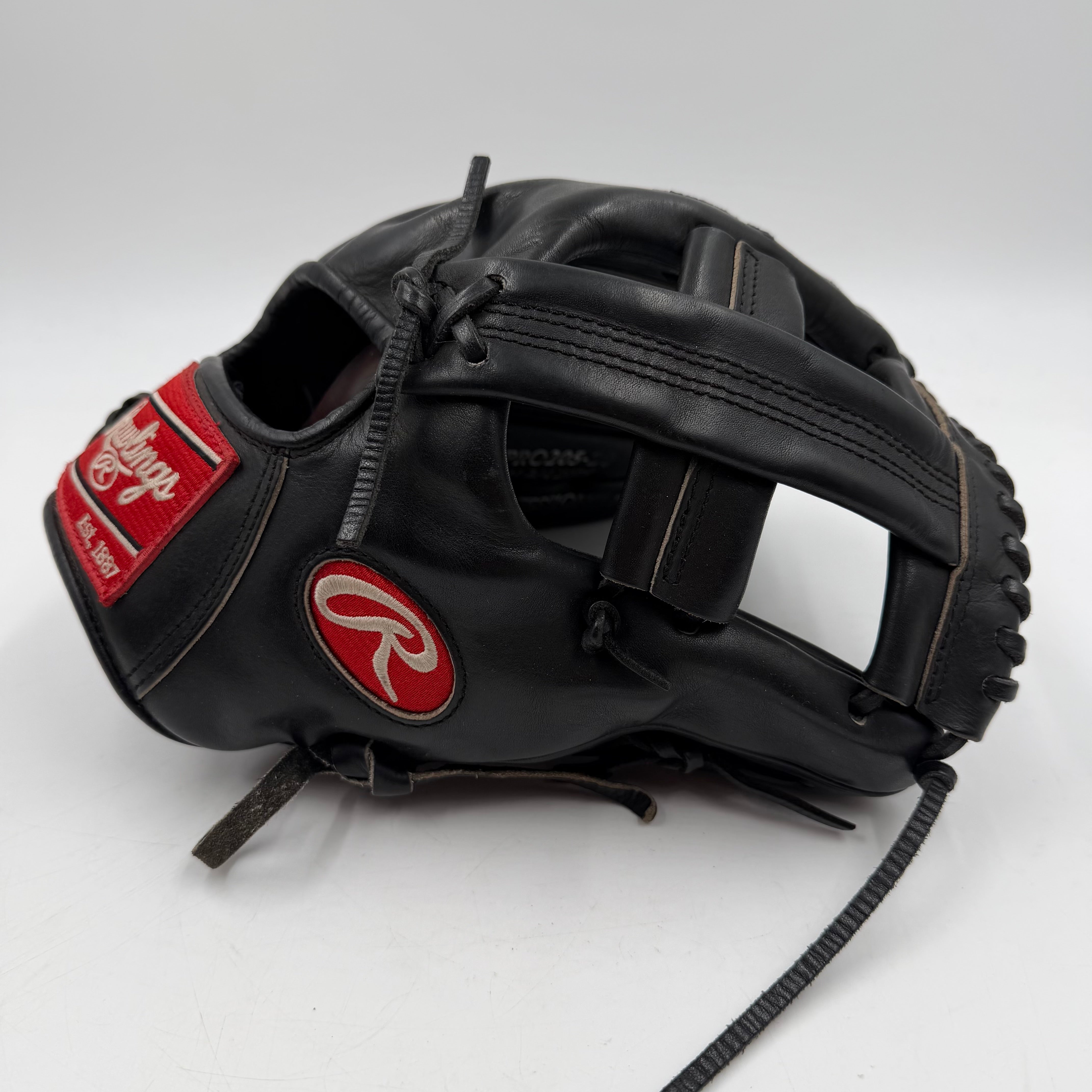 Rawlings Heart of the Hide 11.75 Infield Baseball Glove