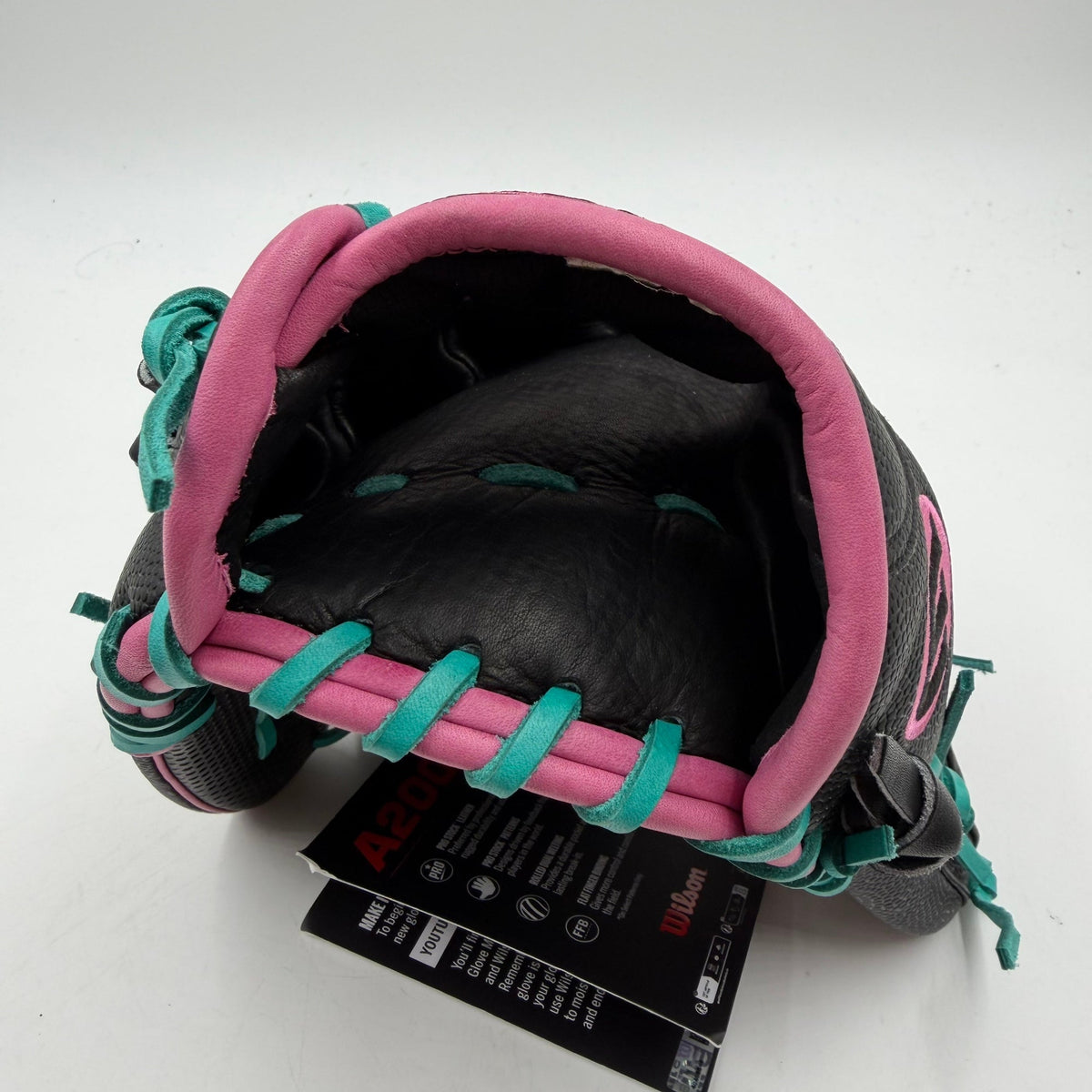Wilson A2000 1786 11.5 Infield Baseball Glove - photo 4