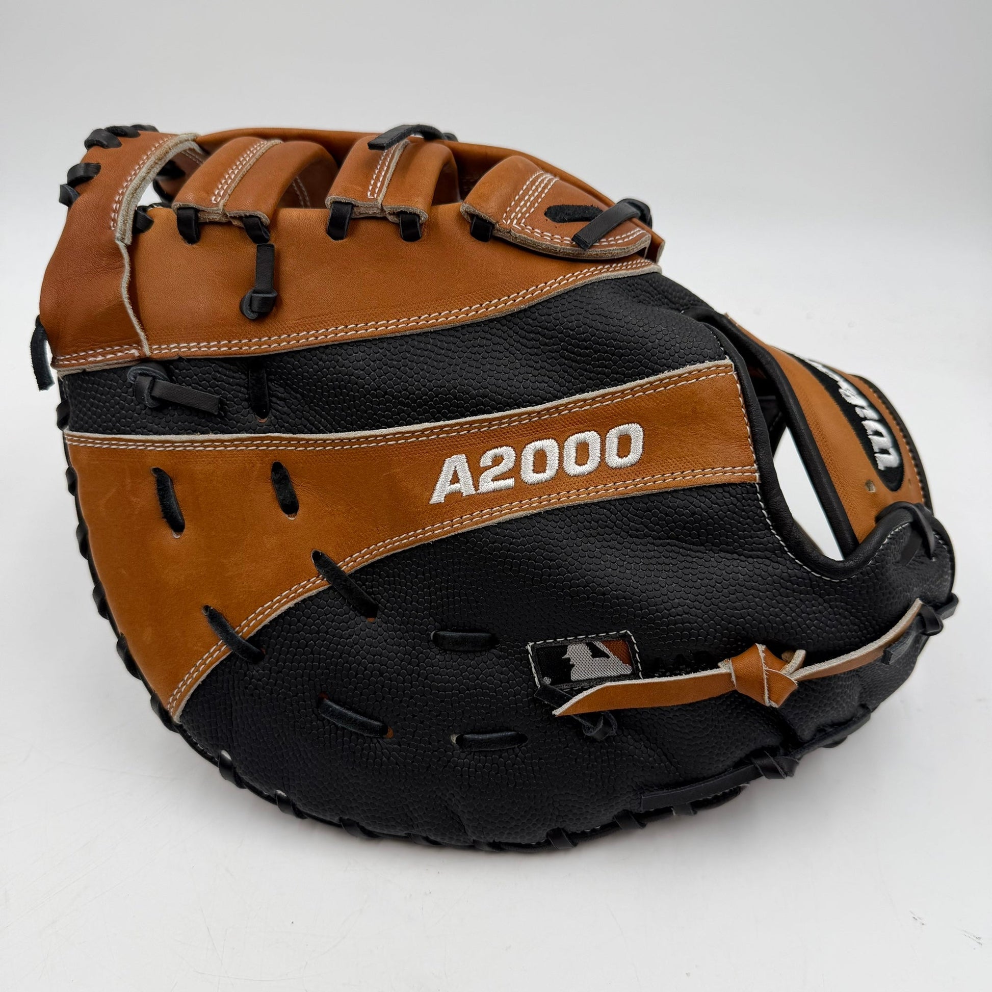 Pro Issue Wilson A2000 1614 12.5 First Base Mitt Baseball Glove - photo 2