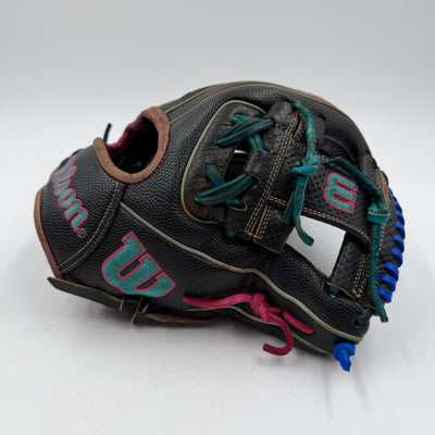 Wilson A2000 SC86 11.5 Infield Baseball Glove