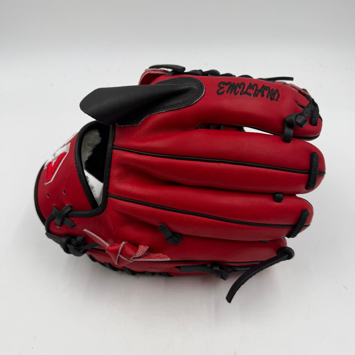 44 Pro Signature Series 574 Model 11.25 Lefty Infield Baseball Glove