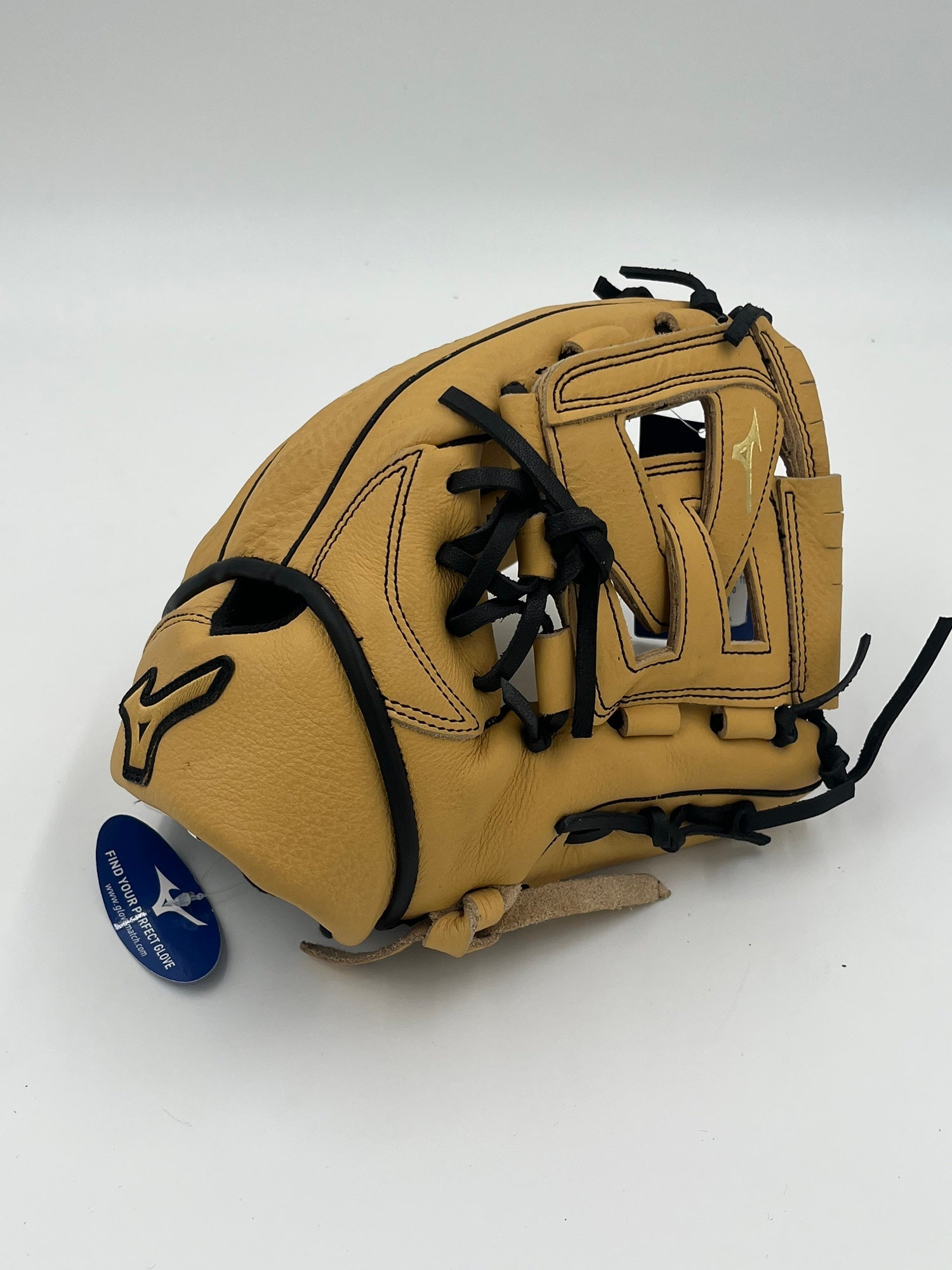 Mizuno GPT 1100Y4 11” infield baseball glove brand new - photo 1