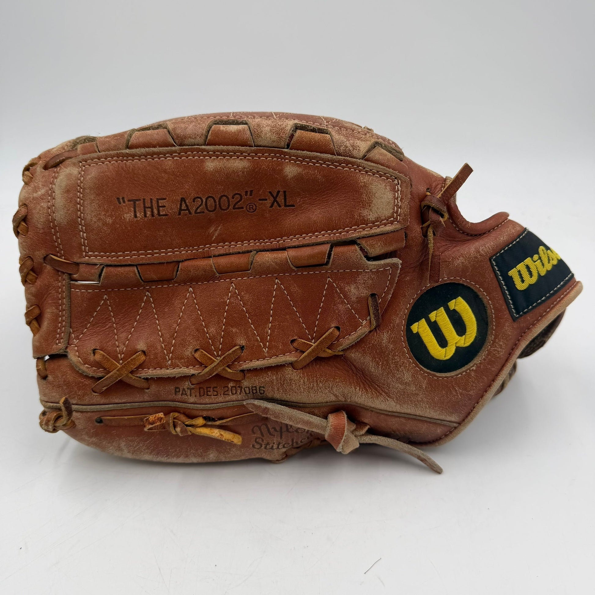 Wilson A2000 XL 12.5” Lefty Pitchers Outfield Baseball Glove - photo 1