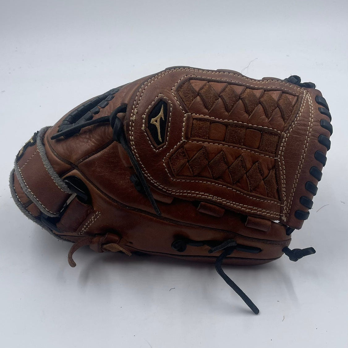 Mizuno mvp series fastpitch 11.75 infield softball Baseball Glove - photo 1