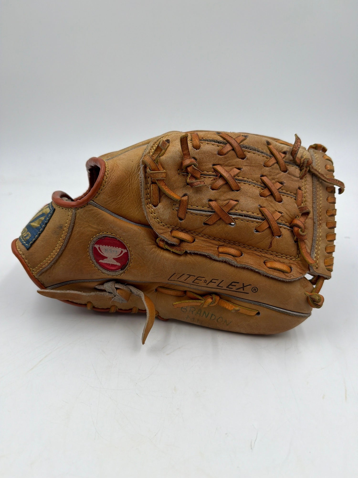 Mizuno red cup 11.75 infield Baseball Glove - photo 1