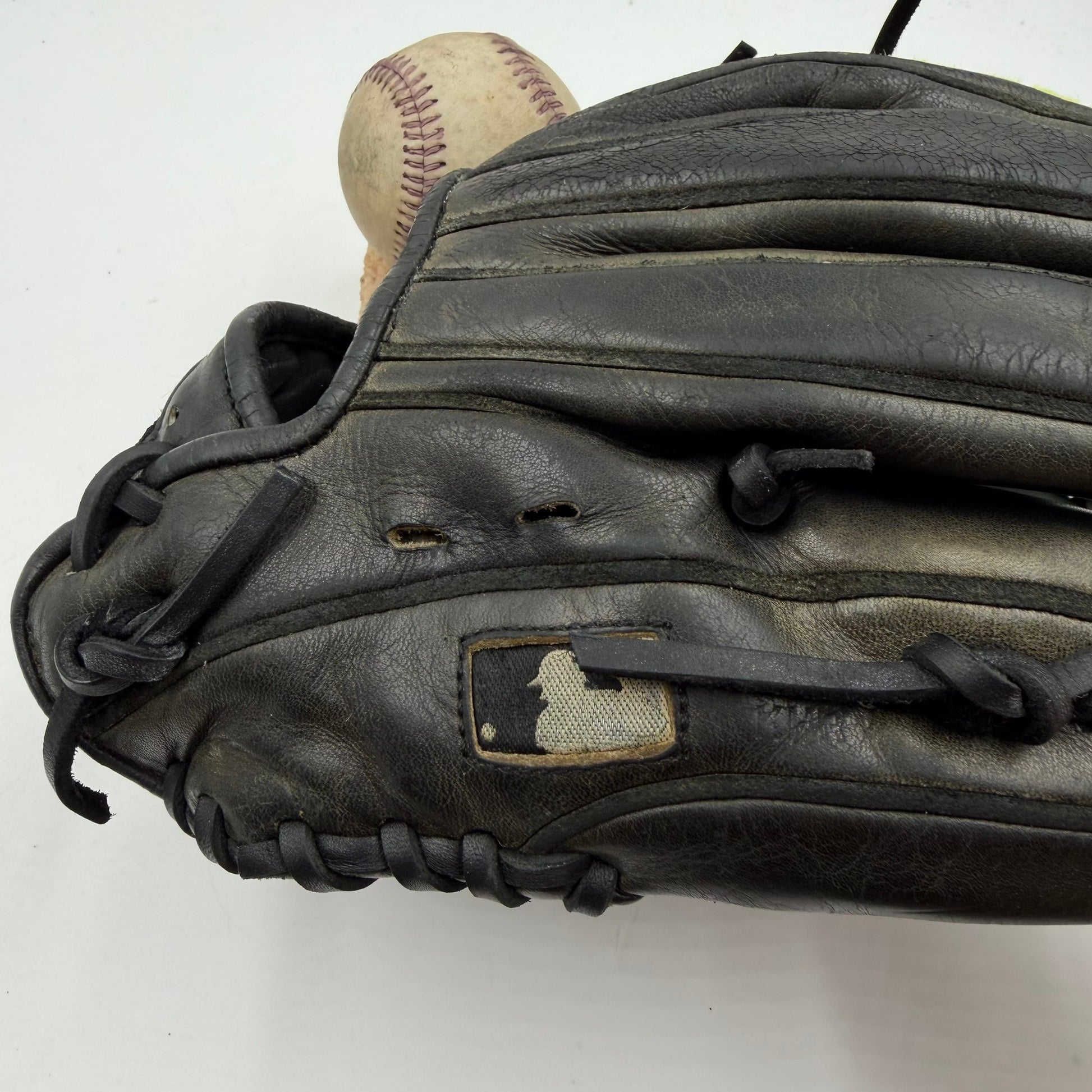 Wilson a2000 CK22 11.75 Lefty Pitchers Infield Baseball Glove - photo 5