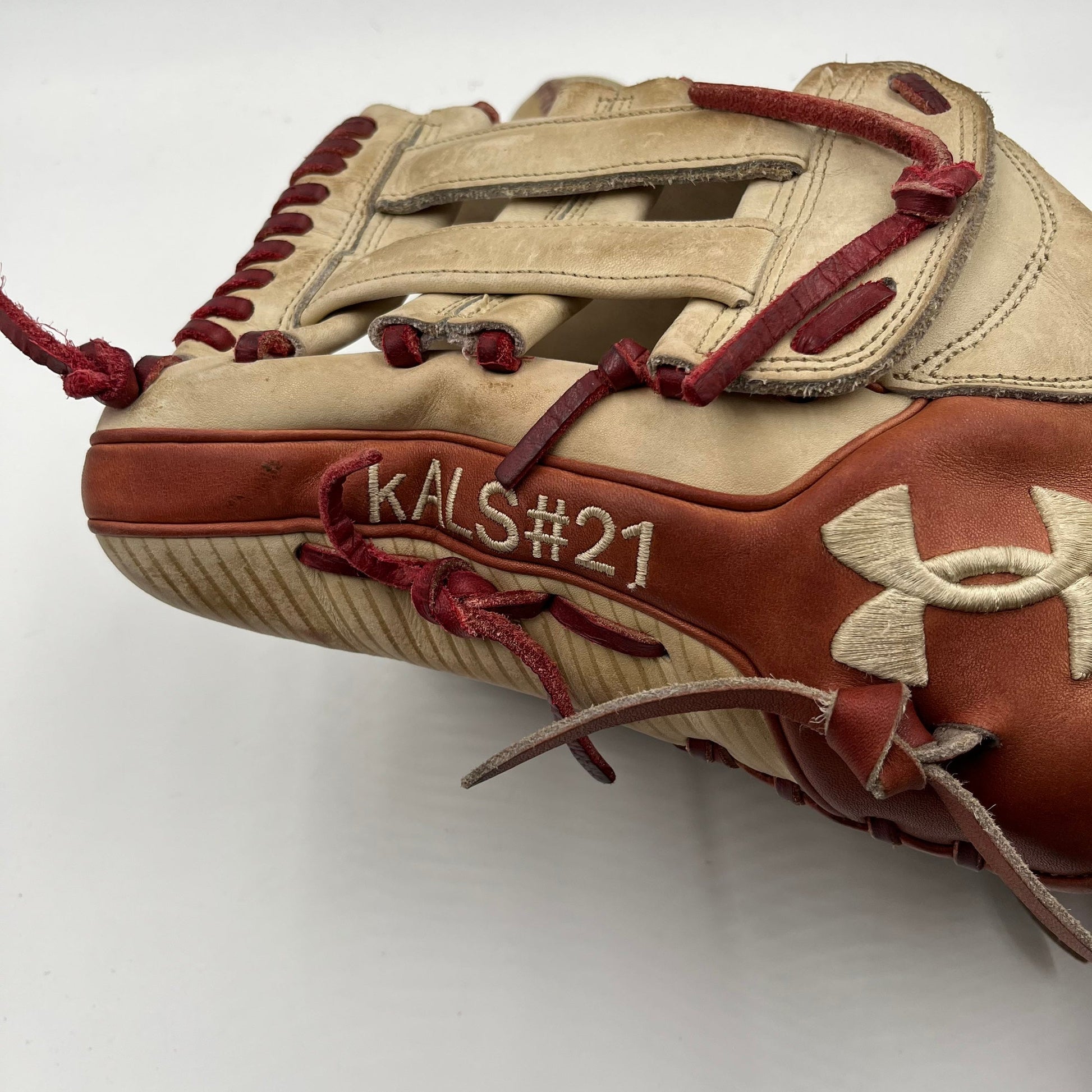 Under Armor Flawless Series 12.75” Boston College Team Issue Lefty Outfield Baseball Glove - photo 6