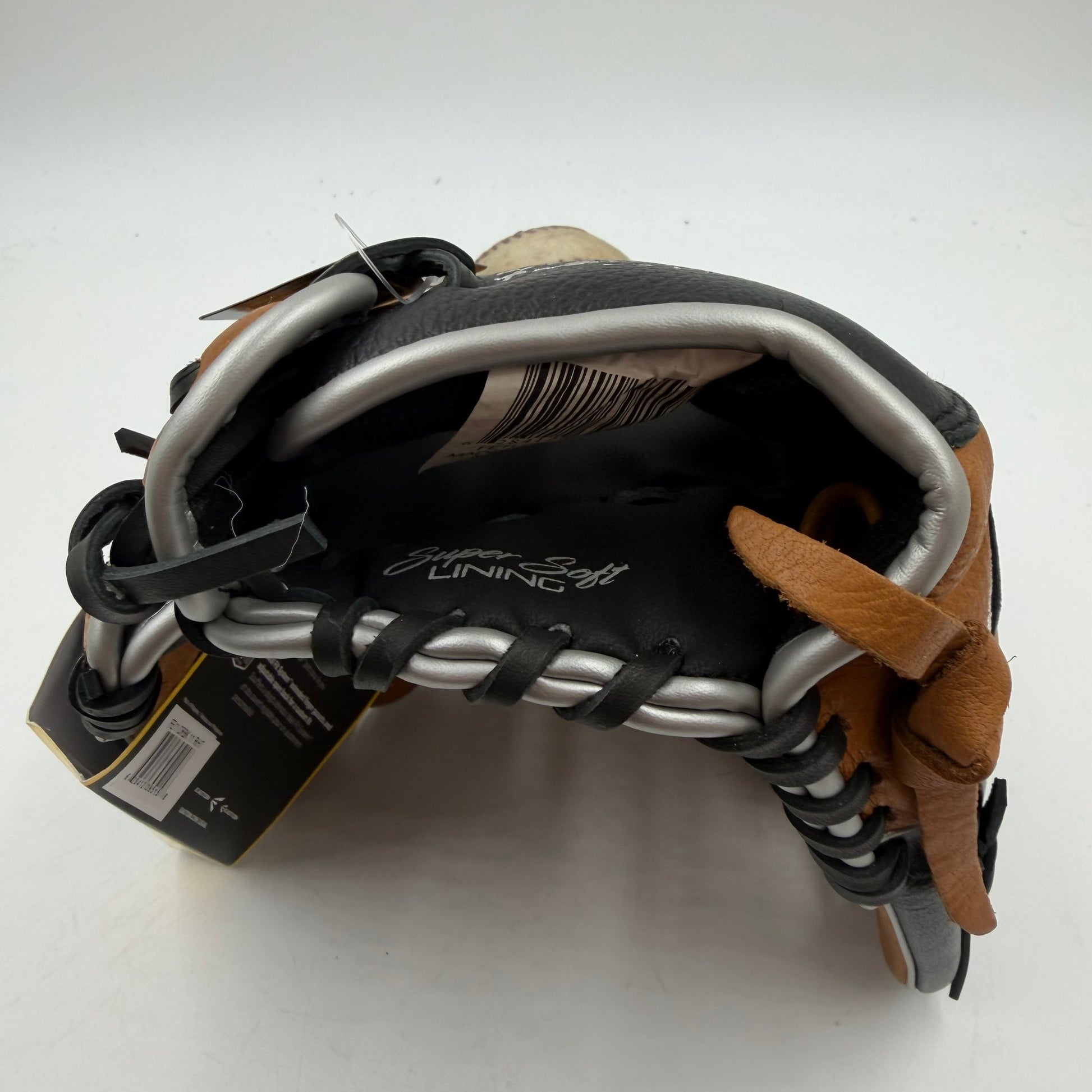 Easton Future Elite 11” Infield Baseball Glove - photo 4