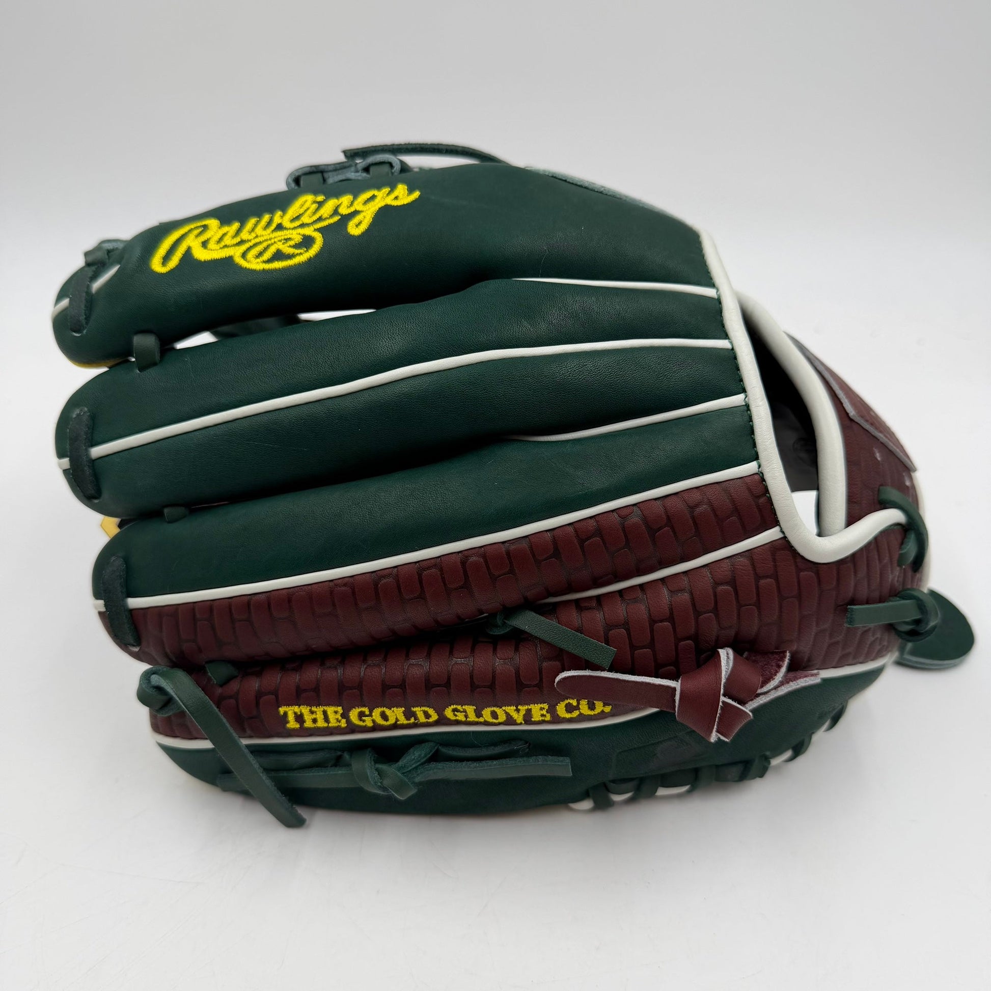 Rawlings Heart of the Hide 11.75 Gold Glove Club Infield Baseball Glove - photo 2