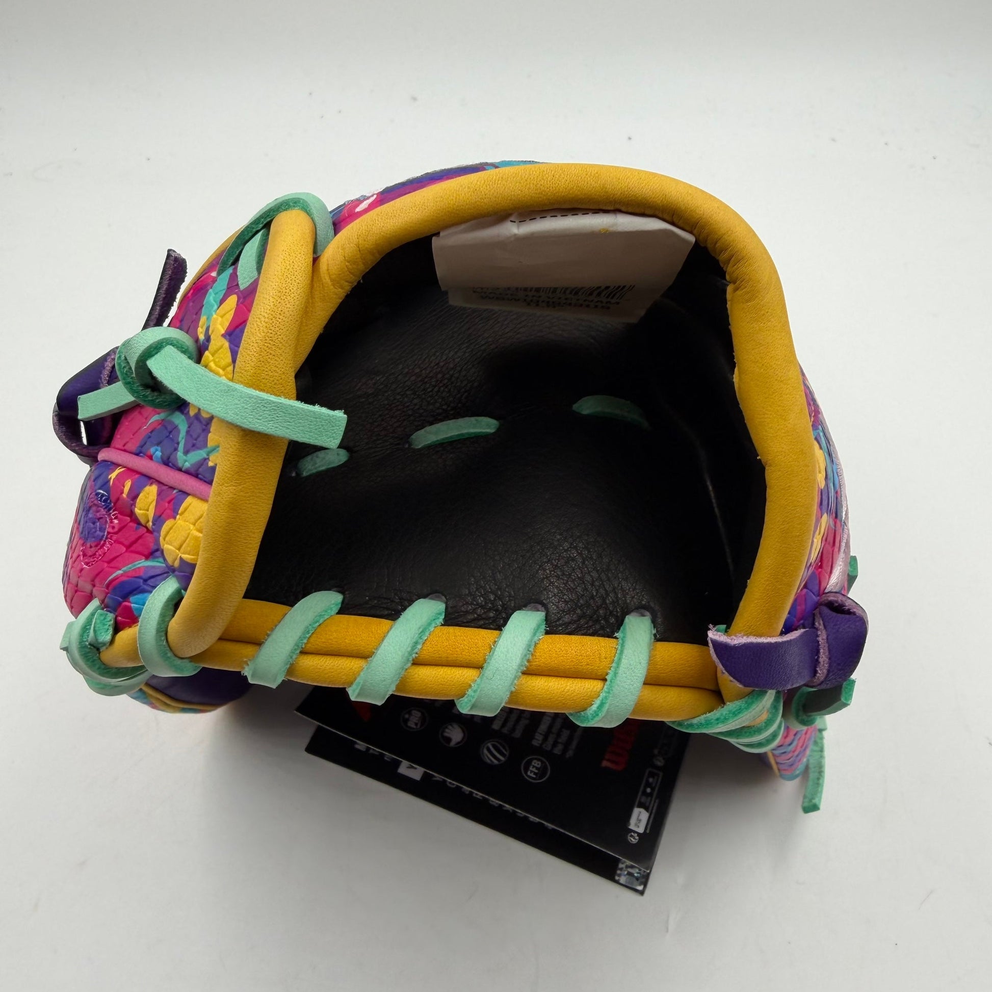 Wilson A2000 1786 11.5 January 2026 GOTM Infield Baseball Glove - photo 4