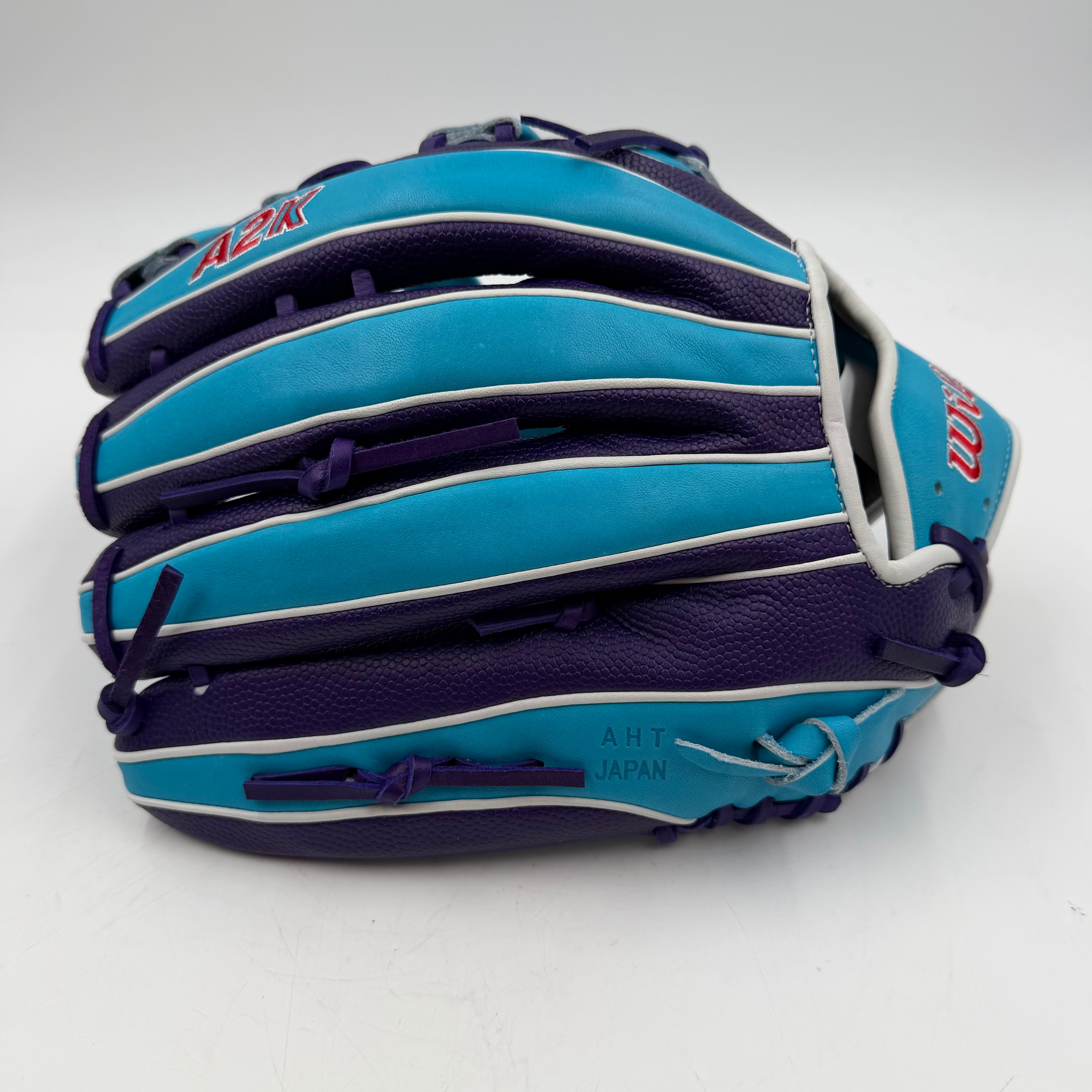 Wilson A2K 1810 12.75 Outfield Baseball Glove