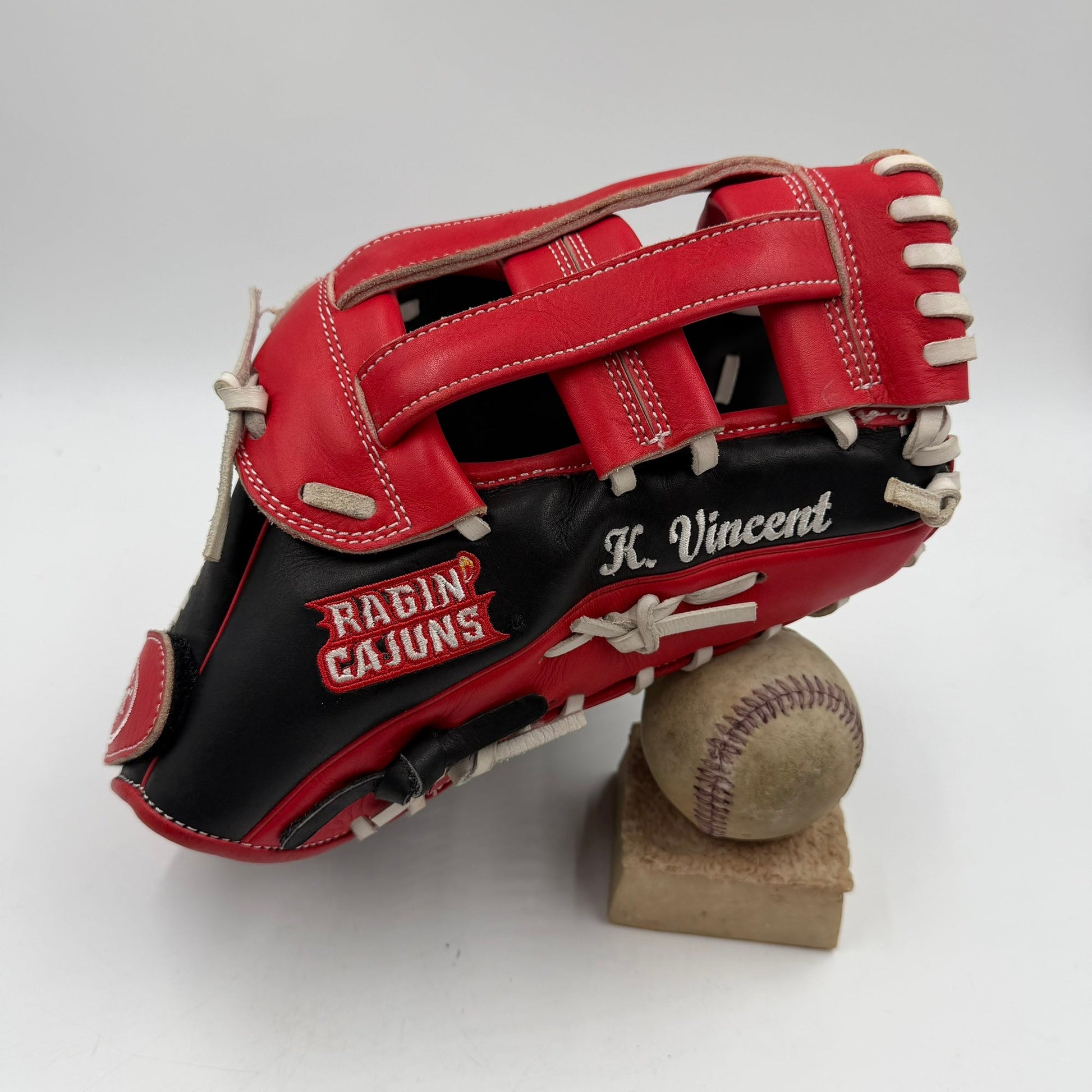 Louisville Slugger 13” Louisiana College Issue Softball First Base Mitt Baseball Glove - photo 1