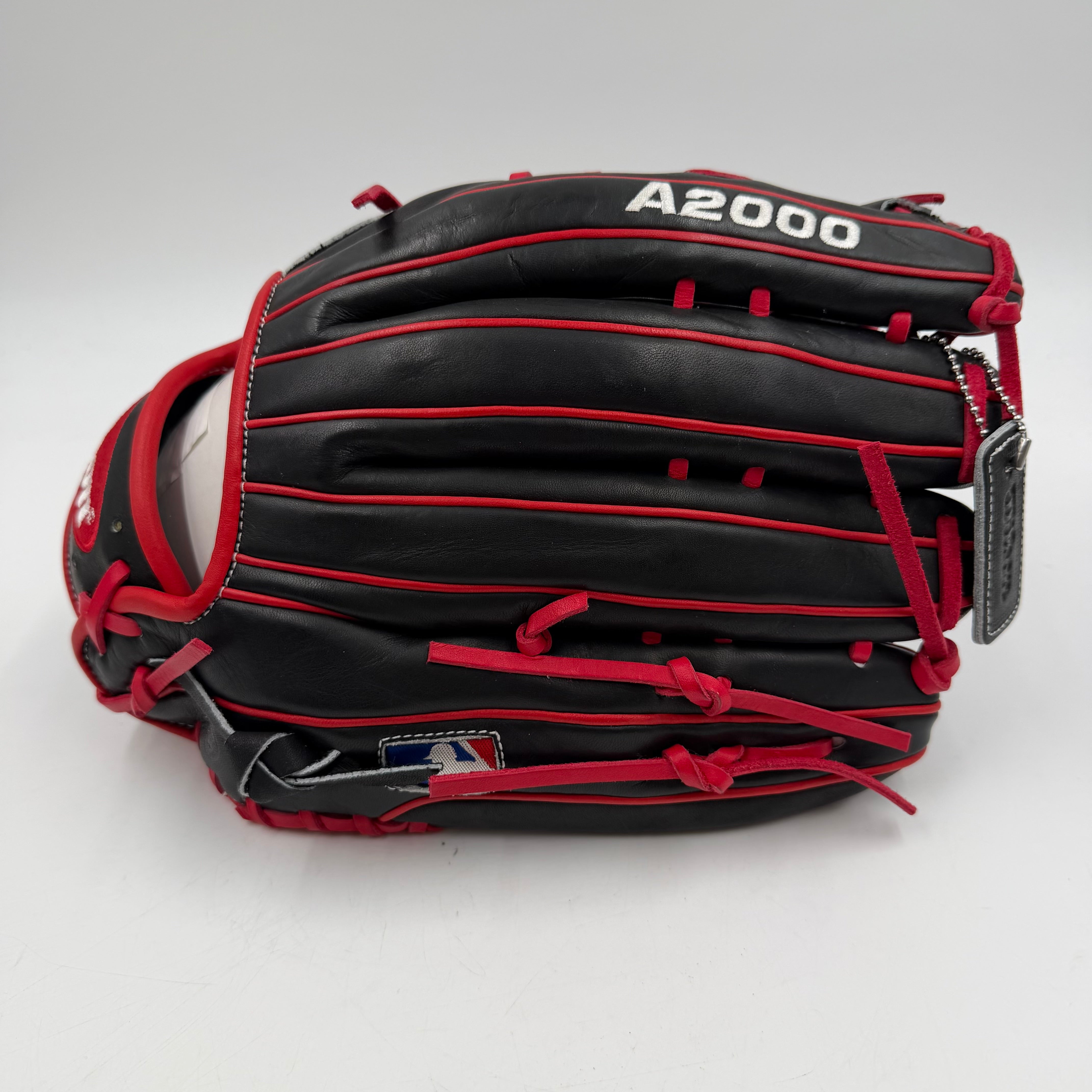 Wilson A2000 AB40 GM 12.5 Lefty Outfield Baseball Glove Signed by Andrew Benintendi