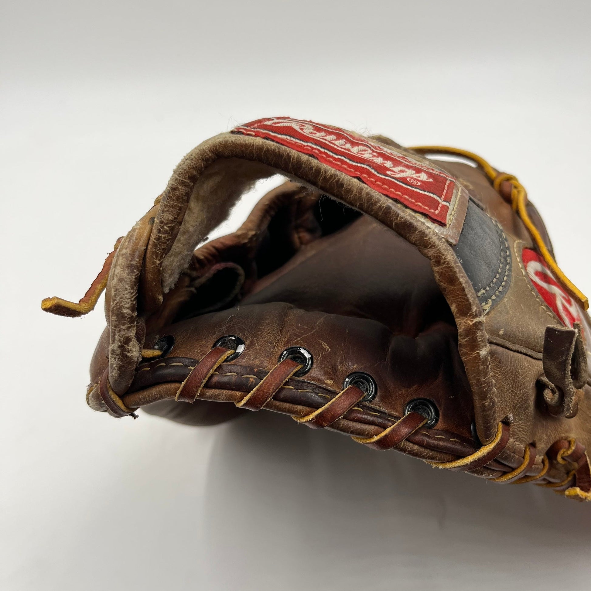 Rawlings Heart of the Hide 11.5 Gold Label Made in USA Pitchers Infield Baseball Glove - photo 4