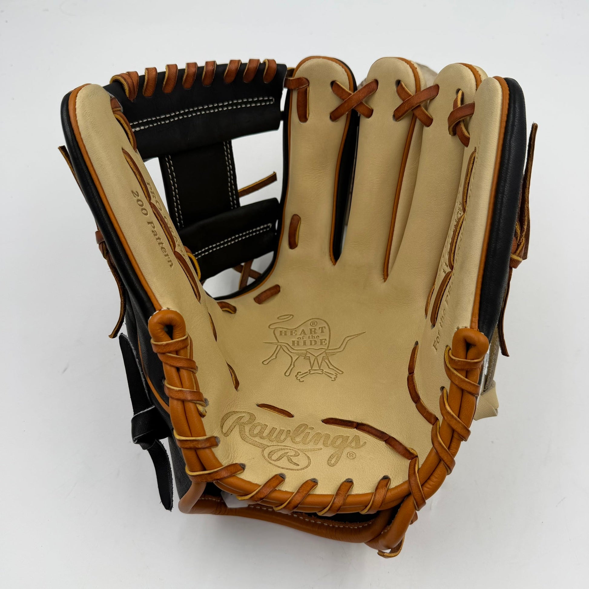 Pro Issue Rawlings Heart of the Hide 11.75 Infield Baseball Glove - photo 3