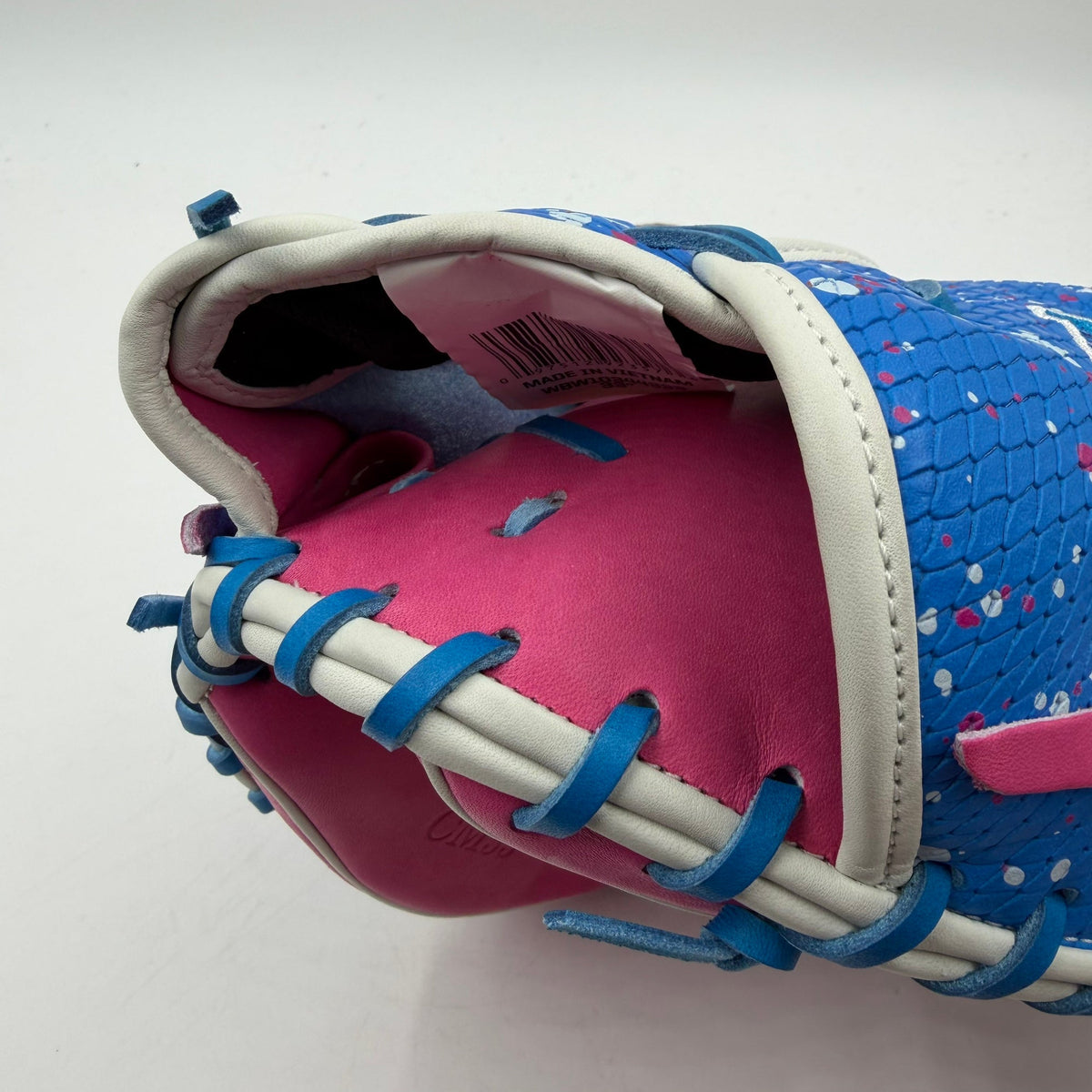 Wilson A2000 CM33 33” Autism Speaks Catchers Mitt Baseball Glove - photo 4