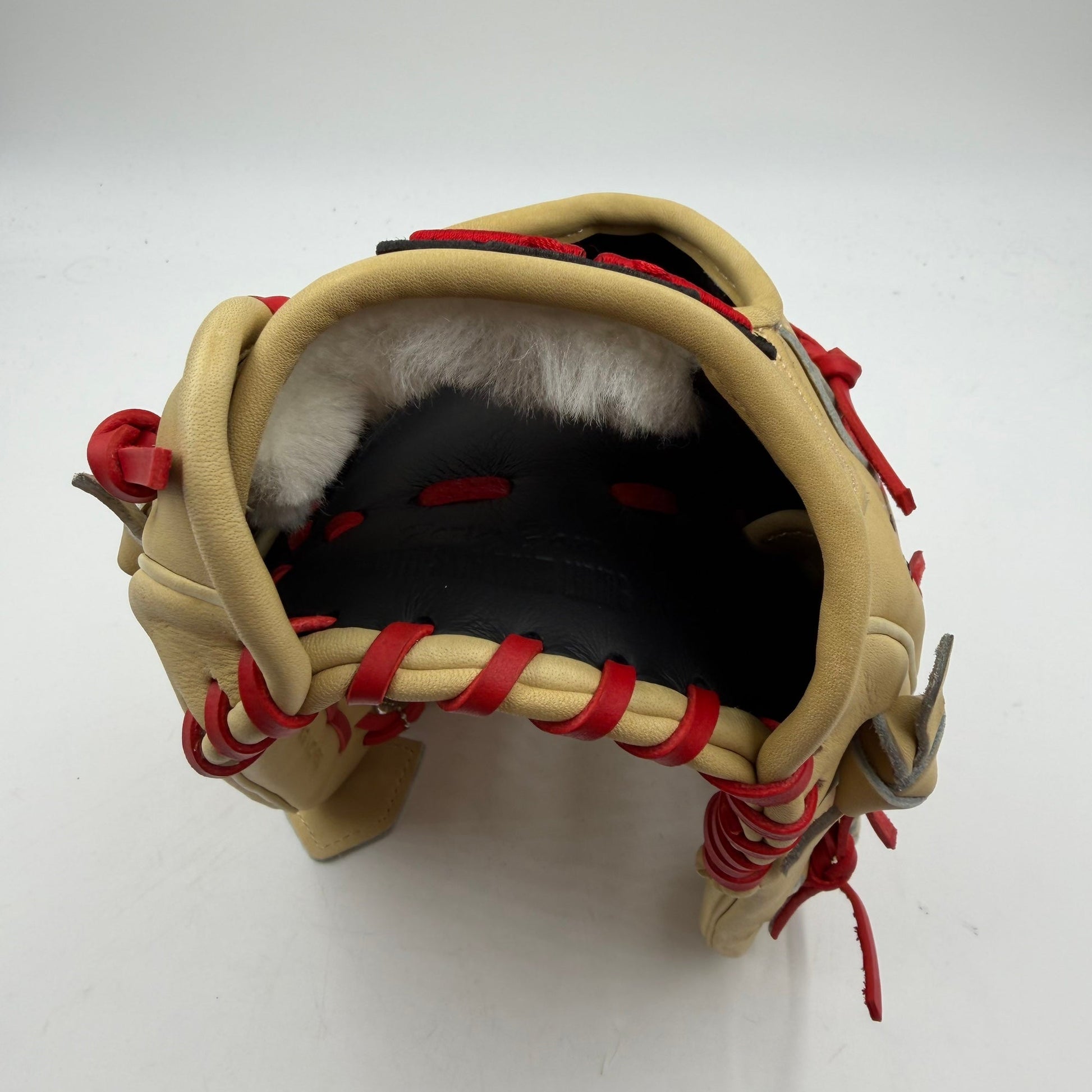 44 Pro Signature Series 13.5 Outfield Softball Baseball Glove - photo 4