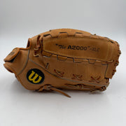 Wilson A2000 XLC 12.5 Pitchers Outfield Baseball Glove