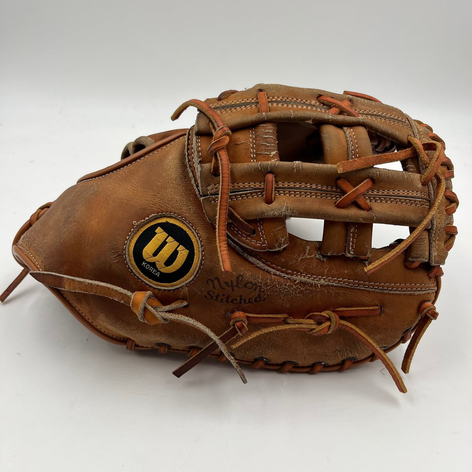 Wilson A2834 The Outsider 12” First Base Mitt Baseball Glove - photo 1