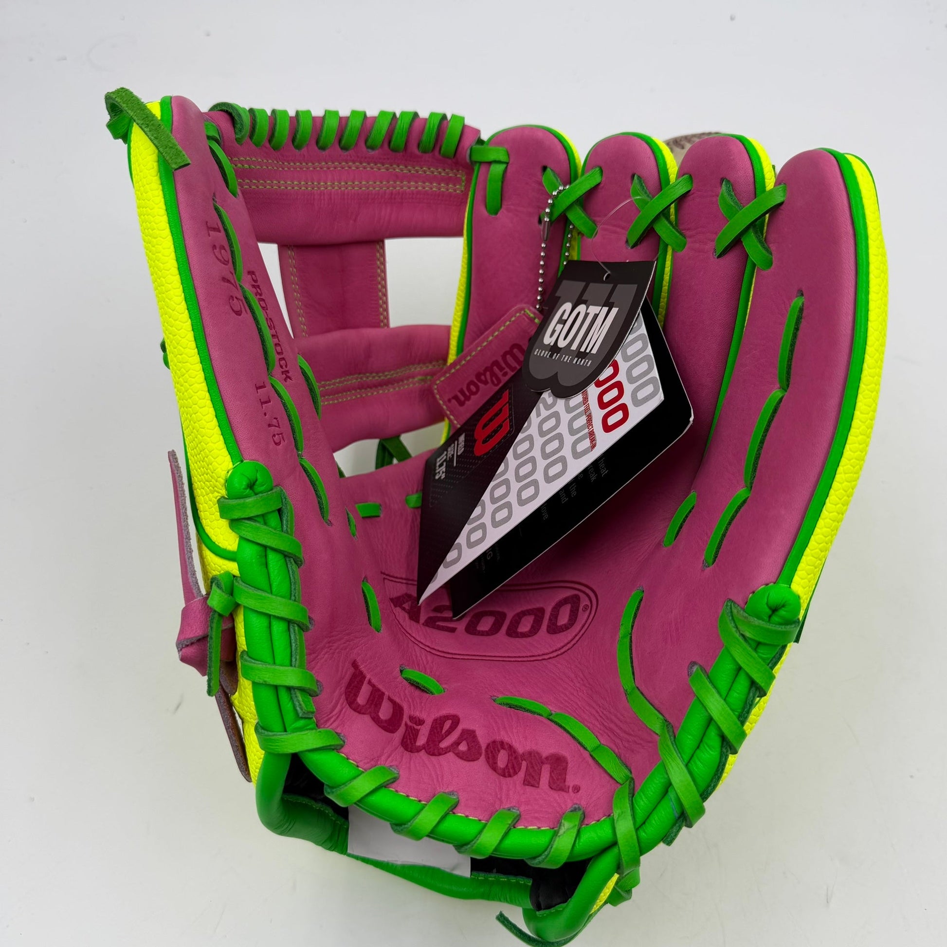 Wilson A2000 1975 11.75 March 2026 GOTM Infield Baseball Glove - photo 3
