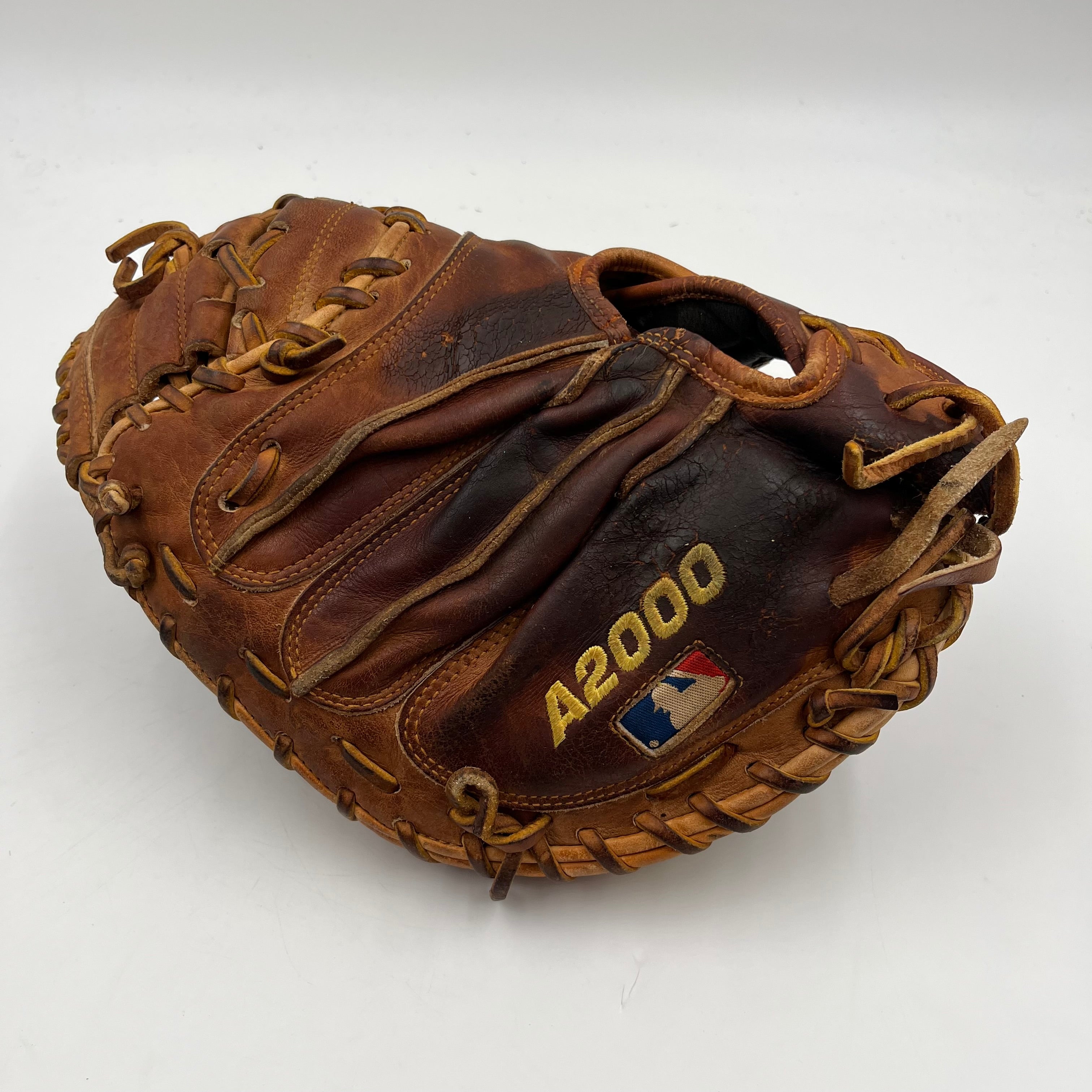 Wilson A2000 1791 32.5 Catchers Mitt Baseball Glove