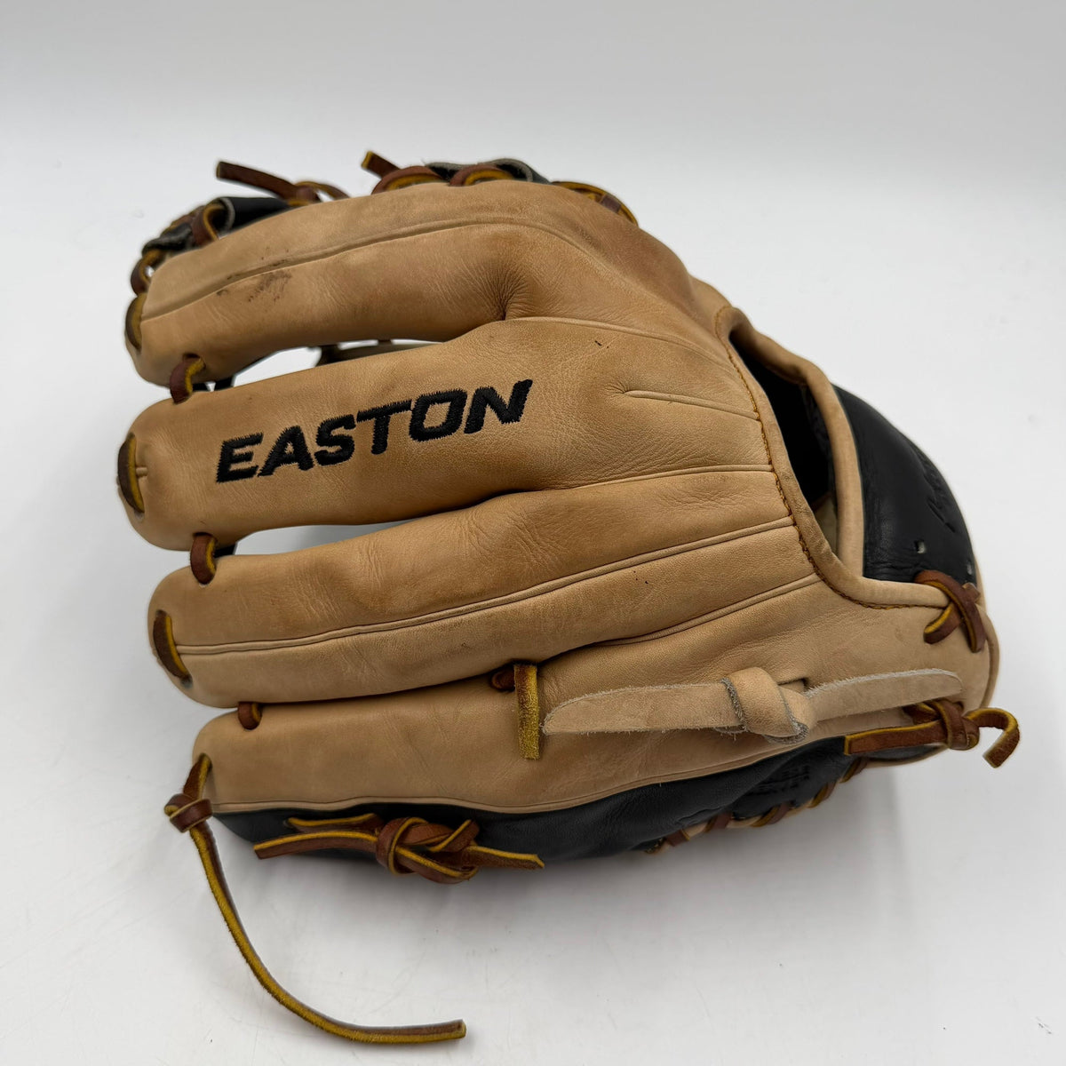Easton Professional Collection 11.5 Infield Baseball Glove - photo 2