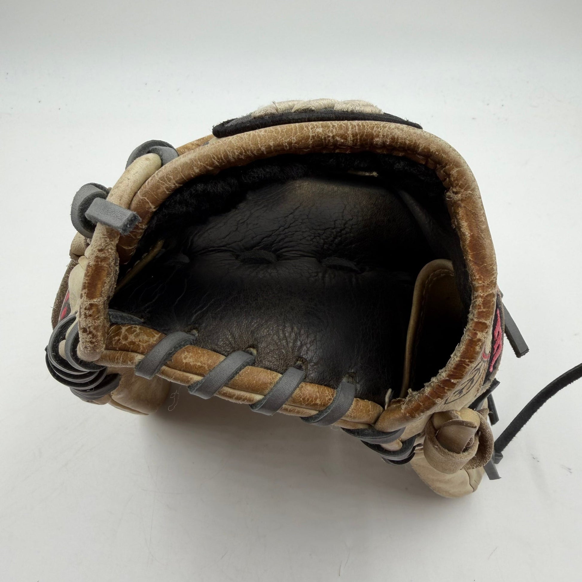 Marucci Founders Series 11.5 Infield Baseball Glove - photo 4