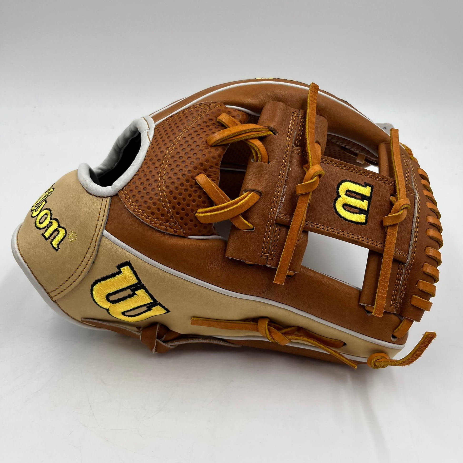 Pro Issue Wilson A2000 1787 11.75 Infield Baseball Glove - photo 1