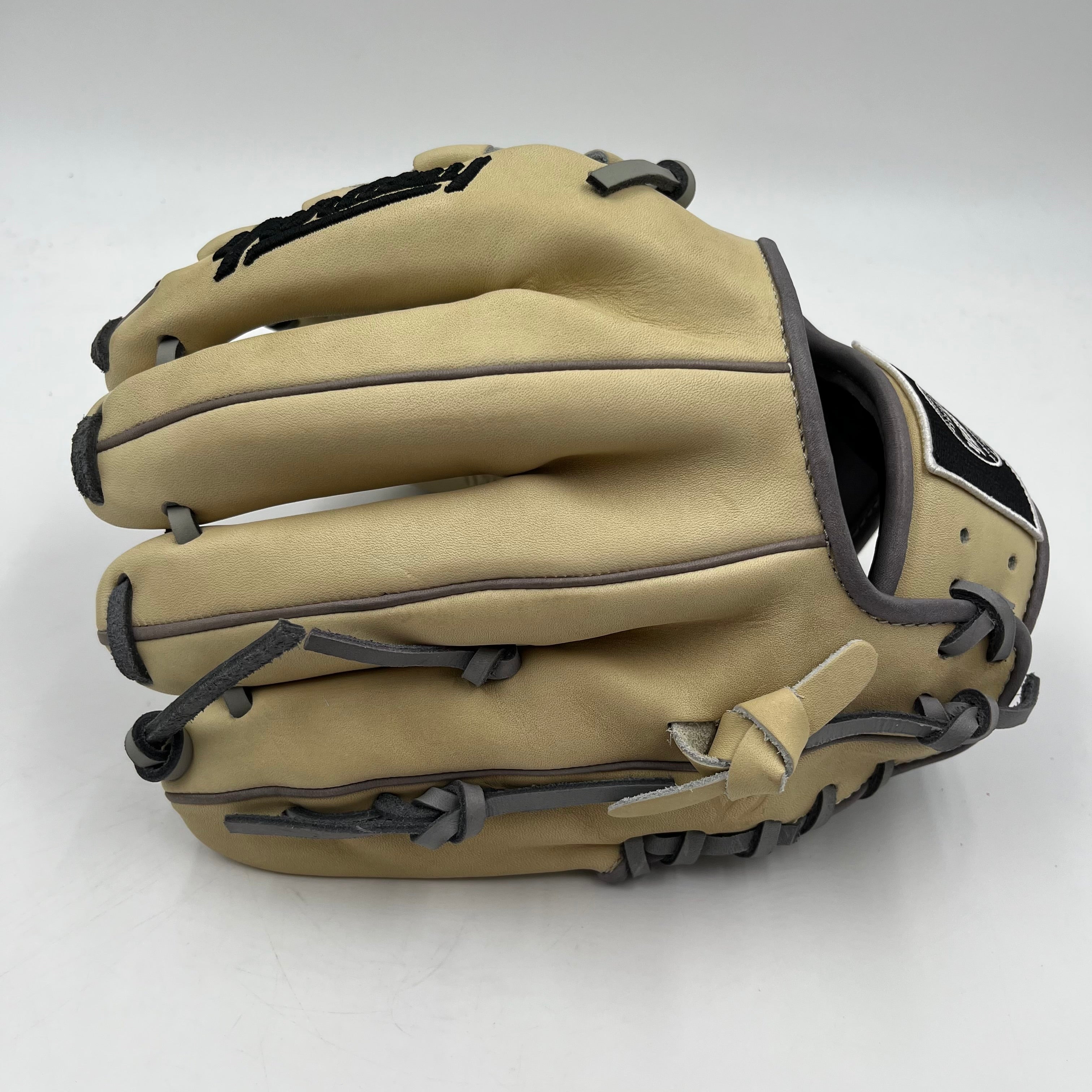 Yardley Sports Y2 11.75 Pitchers Infield Baseball Glove