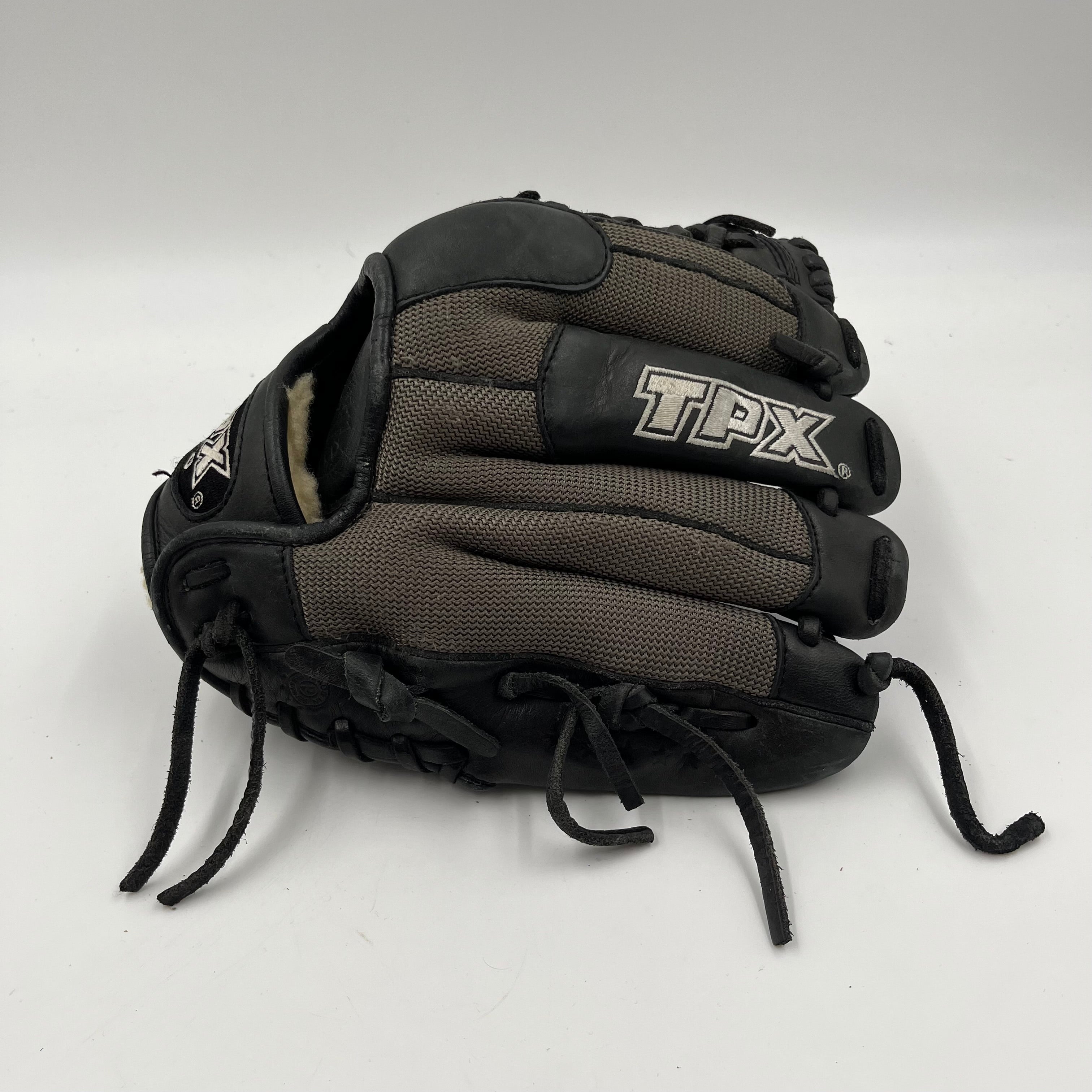 Louisville Slugger Youth TPX H2 12” Pitchers Infield Baseball Glove