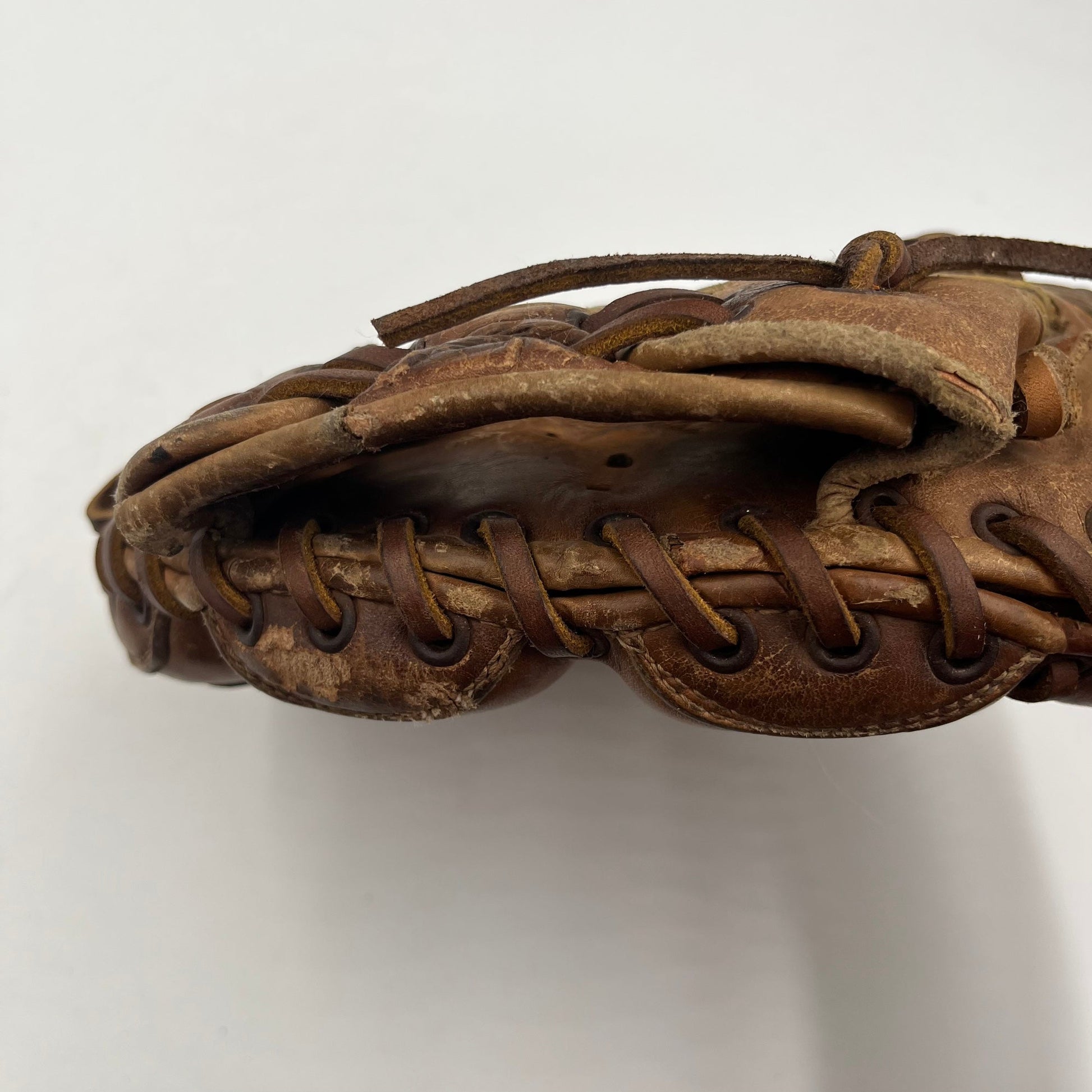 Vintage World Series T-82 Catchers Mitt Baseball Glove - photo 5