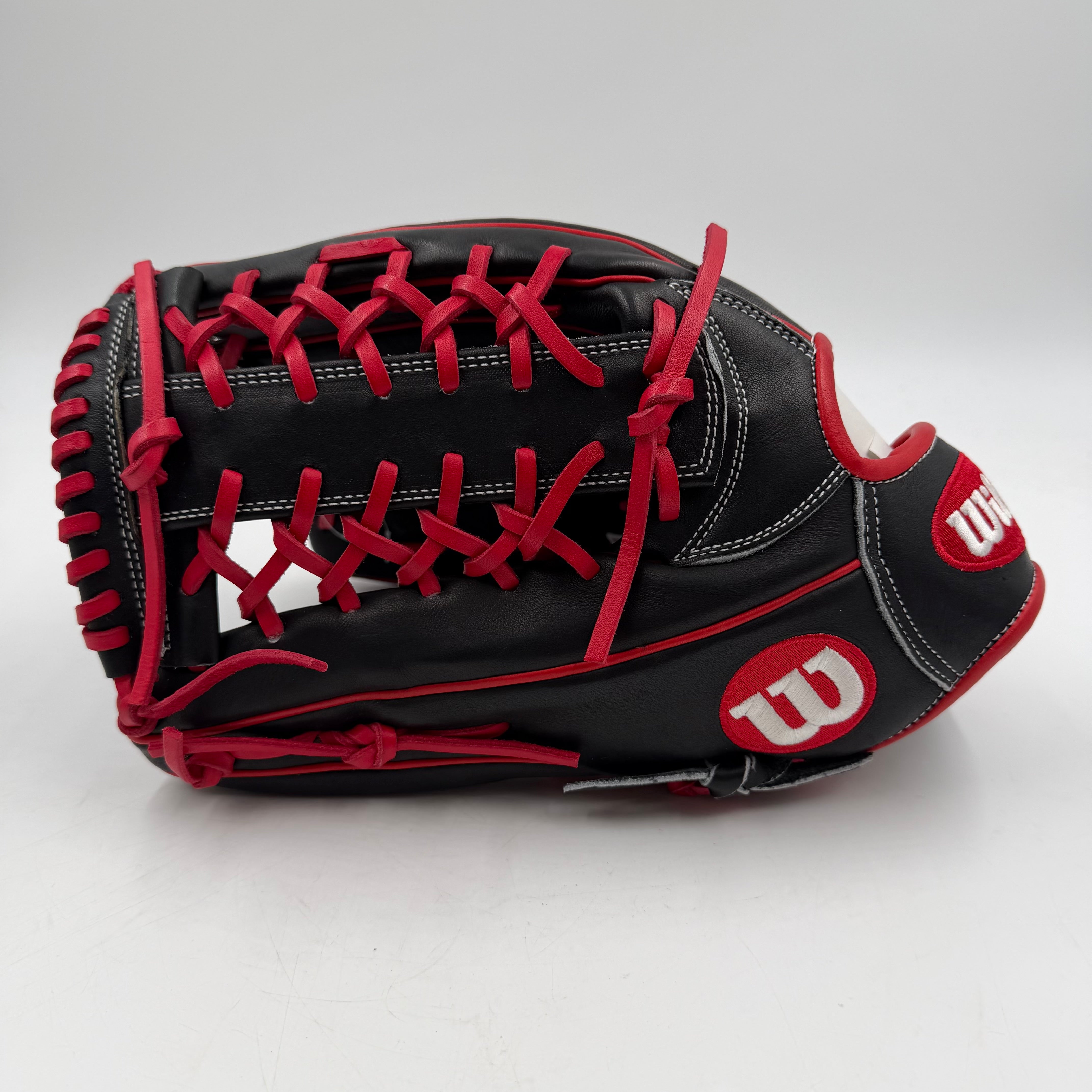 Wilson A2000 AB40 GM 12.5 Lefty Outfield Baseball Glove Signed by Andrew Benintendi
