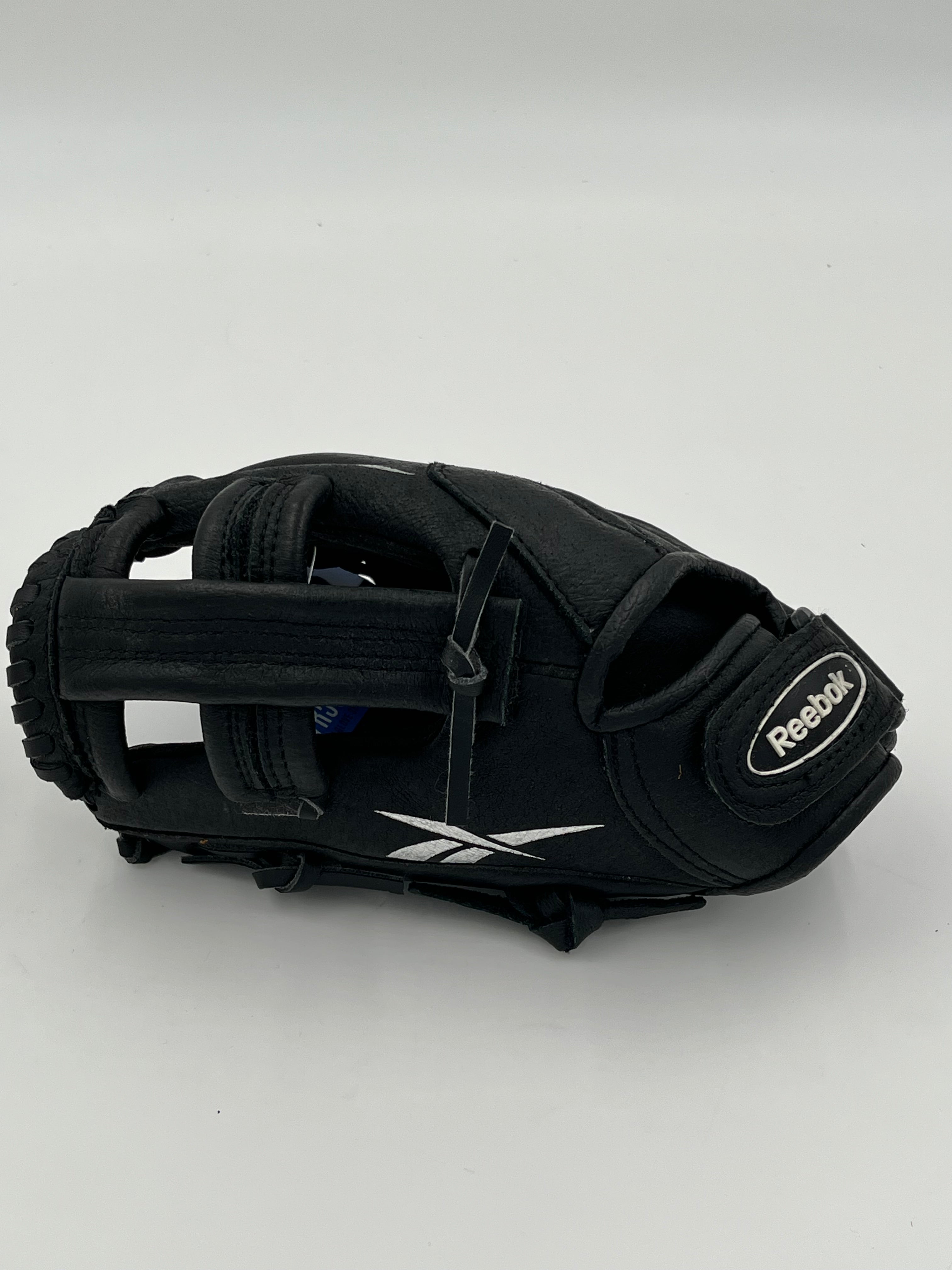 Reebok VR5000 9” lefty Infield Baseball Glove
