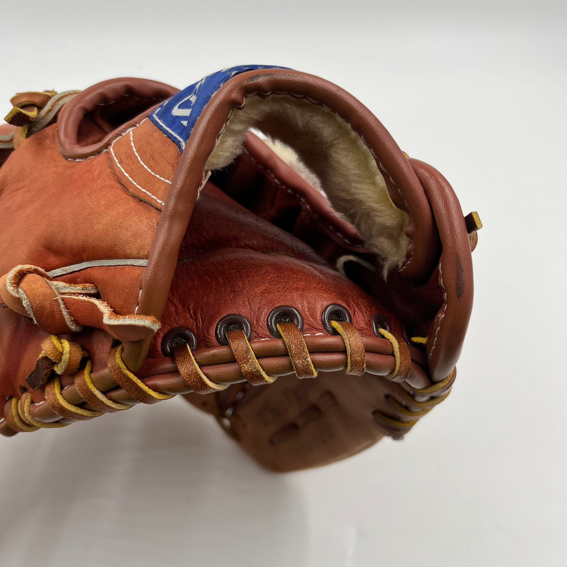 Spalding The Franchise Competition Series 12” Lefty Infield Baseball Glove - photo 4