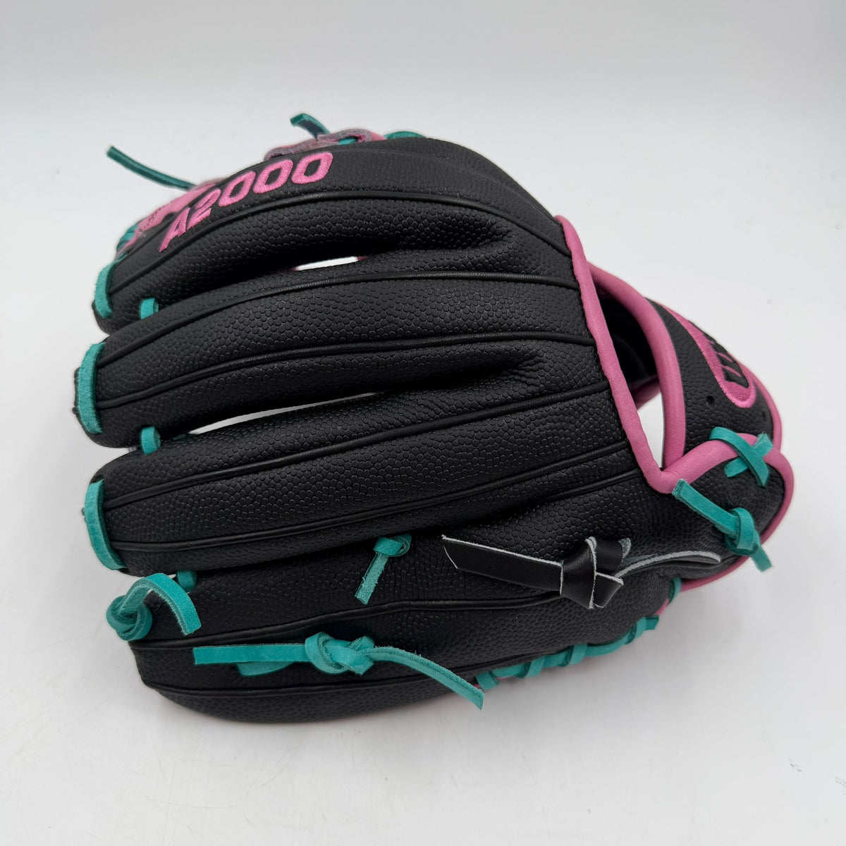 Wilson A2000 1786 11.5 Infield Baseball Glove - photo 2