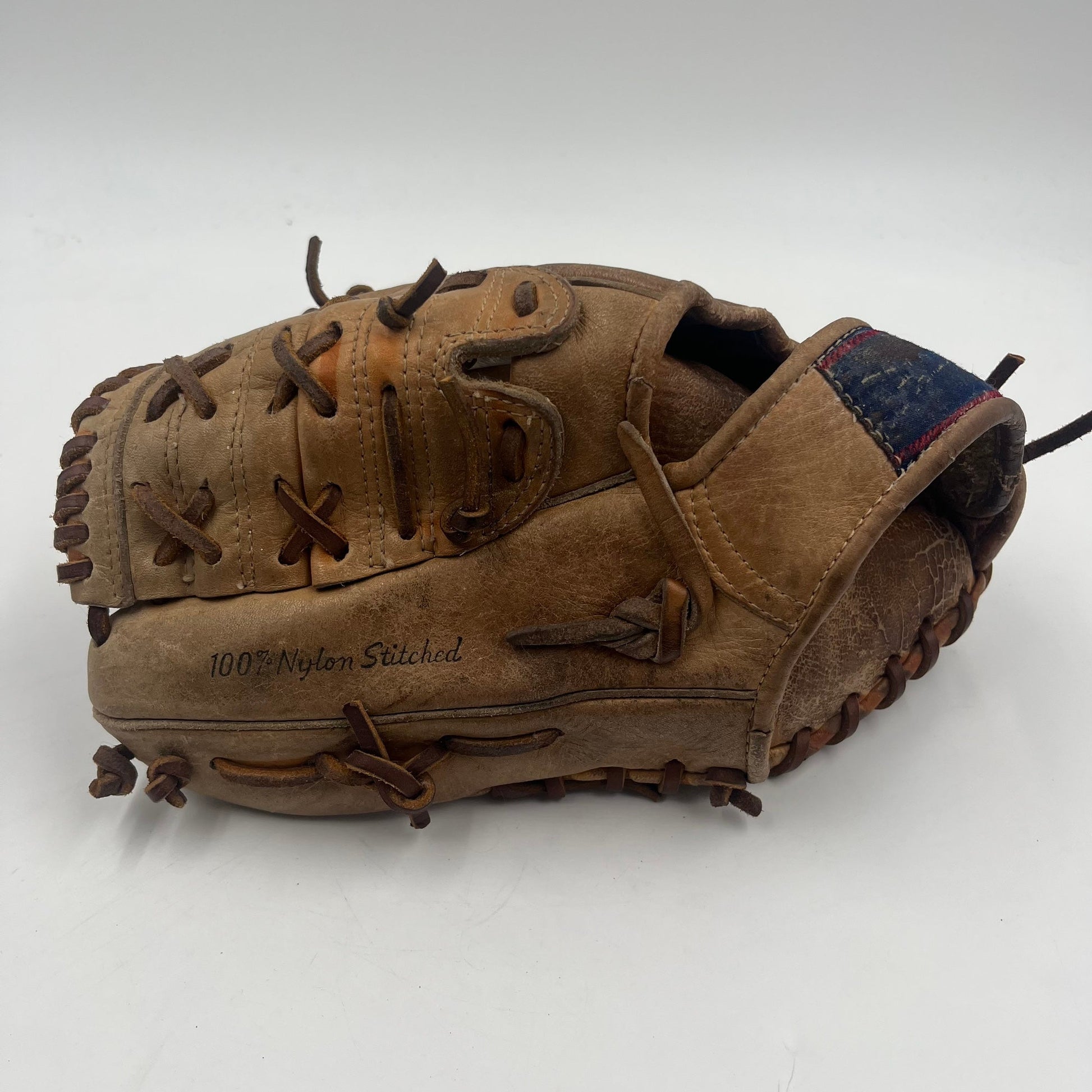 Spalding Maury Wills 11” Lefty Infield Baseball Glove - photo 1