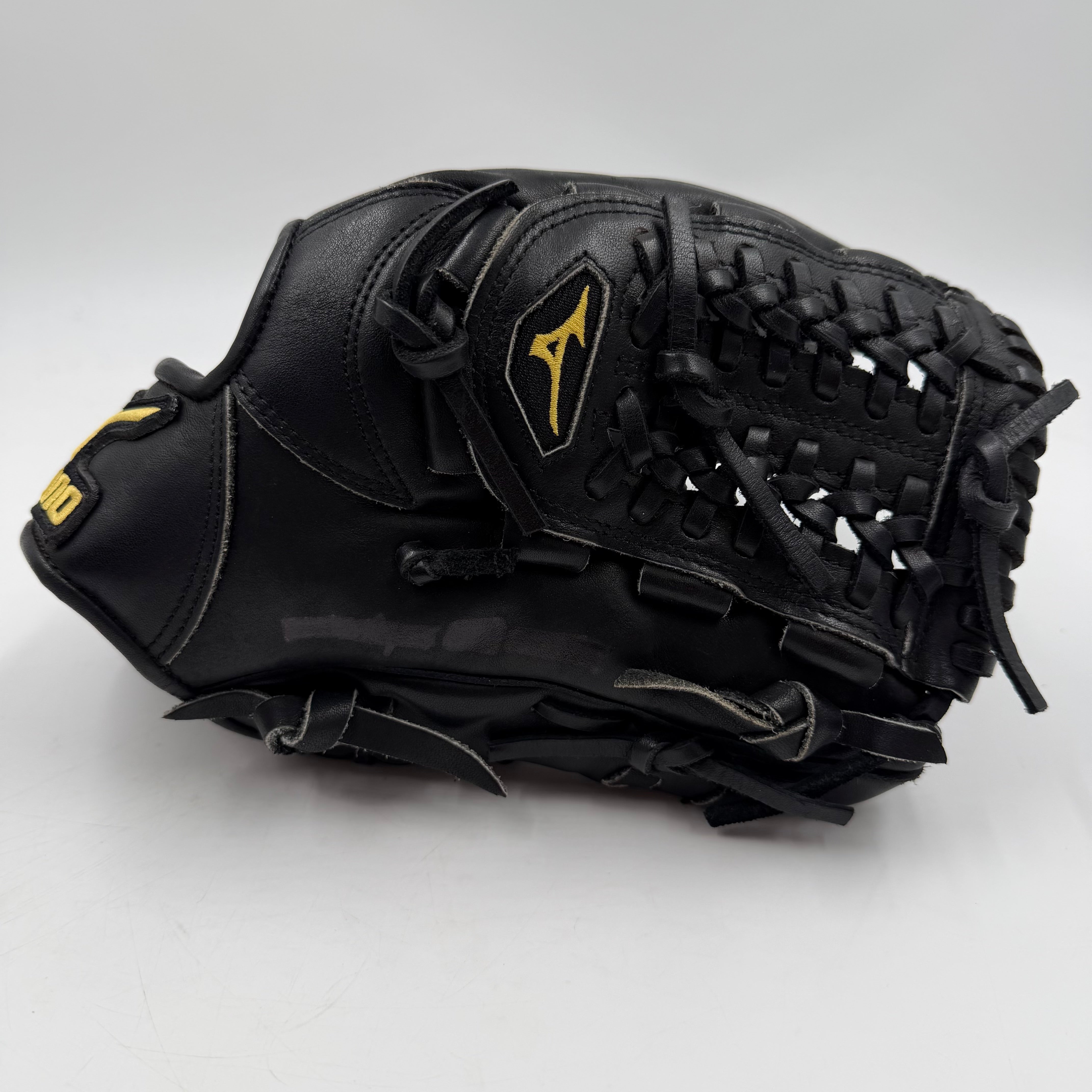 Mizuno Classic Pro 11.5 Pitchers Infield Baseball Glove