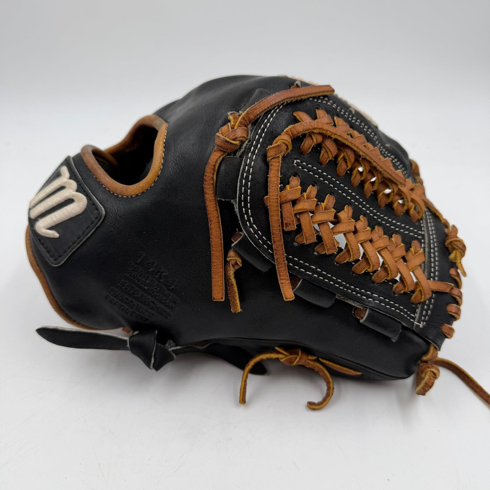 Marucci Capitol Series 11.75 Pitchers Infield Baseball Glove - photo 1