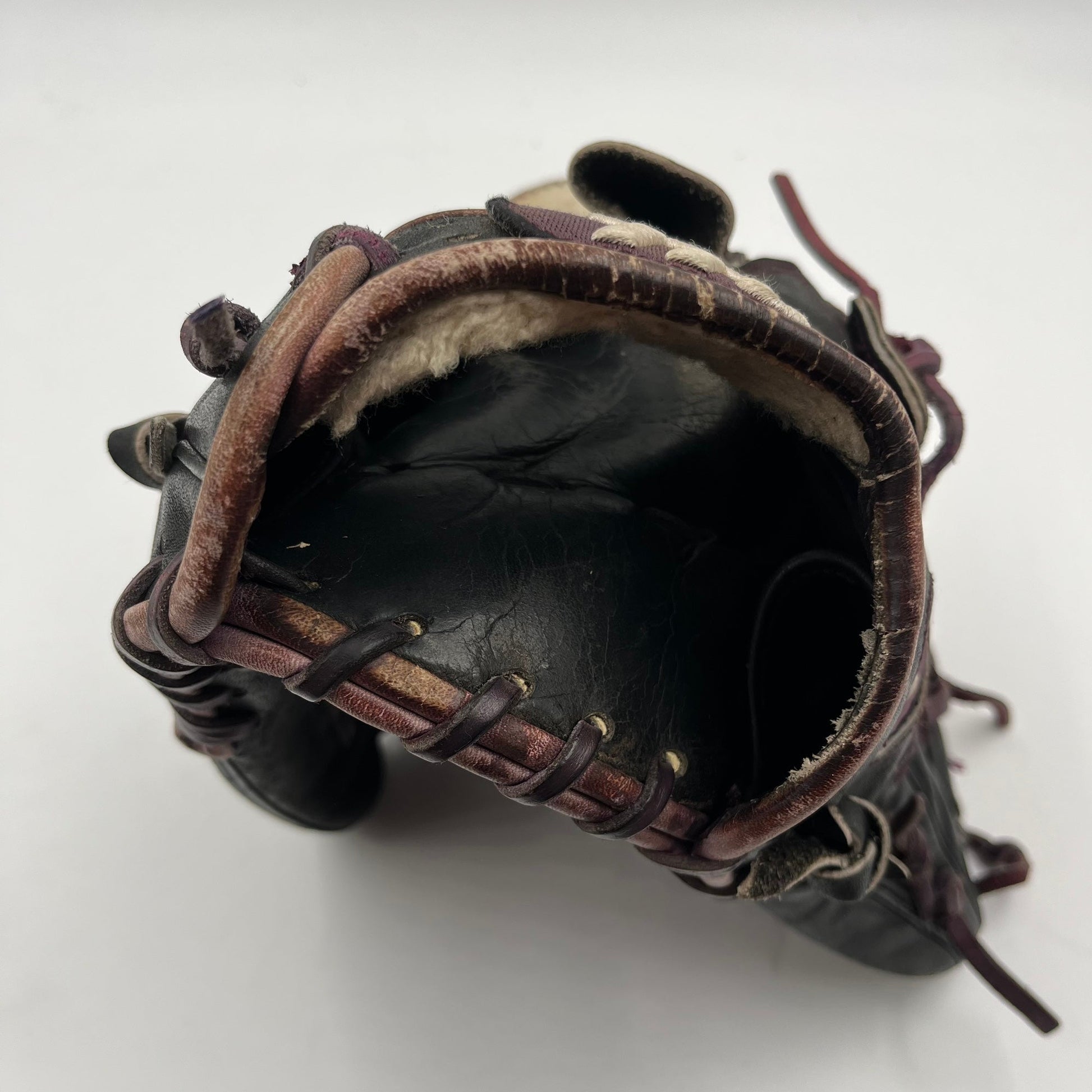 Marucci Honor The Game Series 11.75 Infield Baseball Glove - photo 4