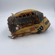Wilson A2000 JH32 12.75 Lefty outfield Baseball Glove - photo 2