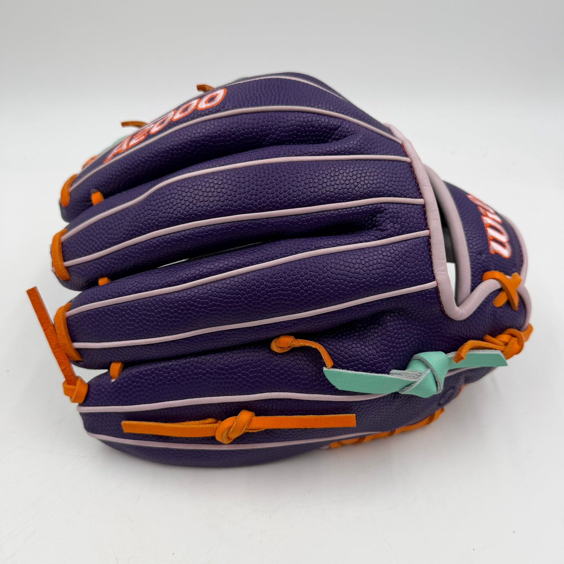 Wilson A2000 1975 11.75 GOTM Infield Baseball Glove - photo 2