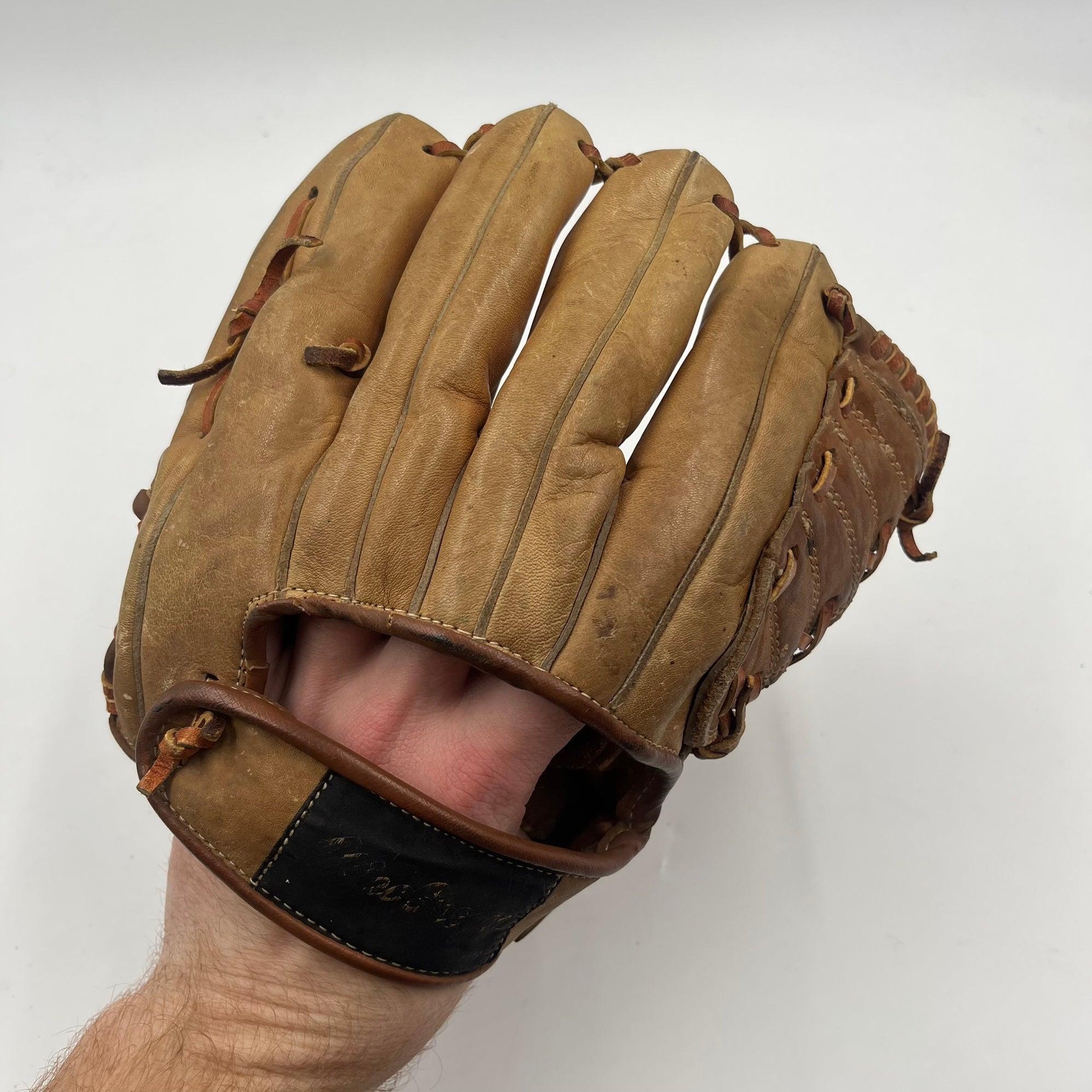 MacGregor 200 Rd Carew 10.5 Infield Baseball Glove - photo 2