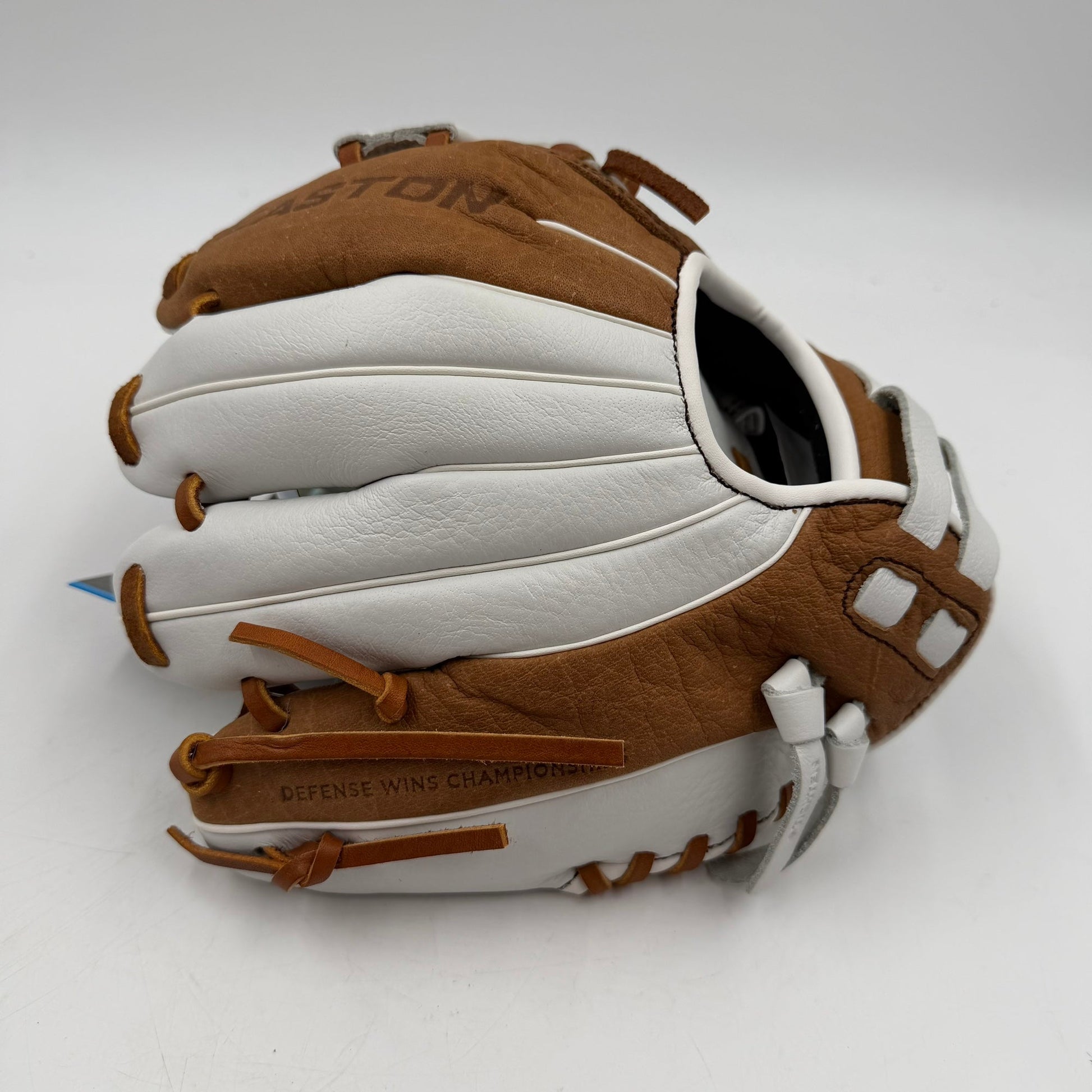 Easton Morgan Stuart Groundwork 10” Infield Training Softball Baseball Glove - photo 2