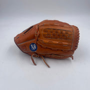 Spalding Pro Caliber Pro-B125 Outfield Pitcher Baseball Glove - photo 1