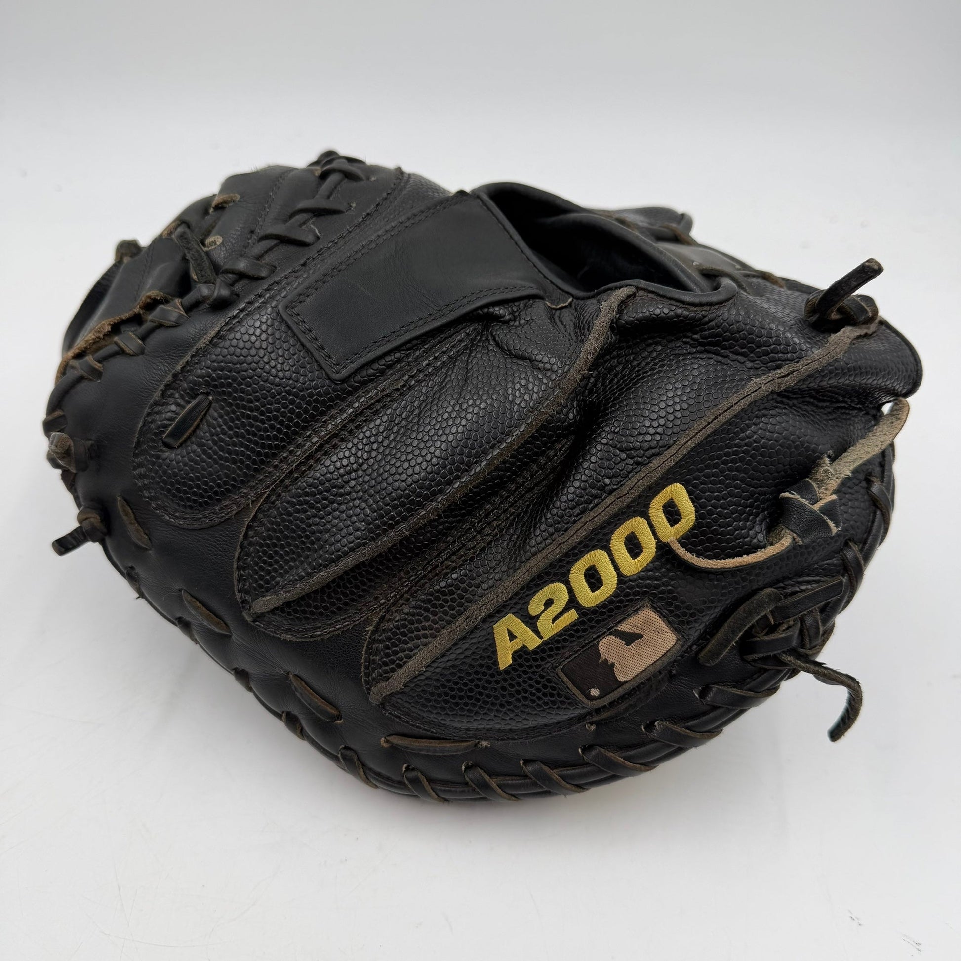 Wilson A2000 M1SS 33.5 Catchers Mitt Baseball Glove - photo 2