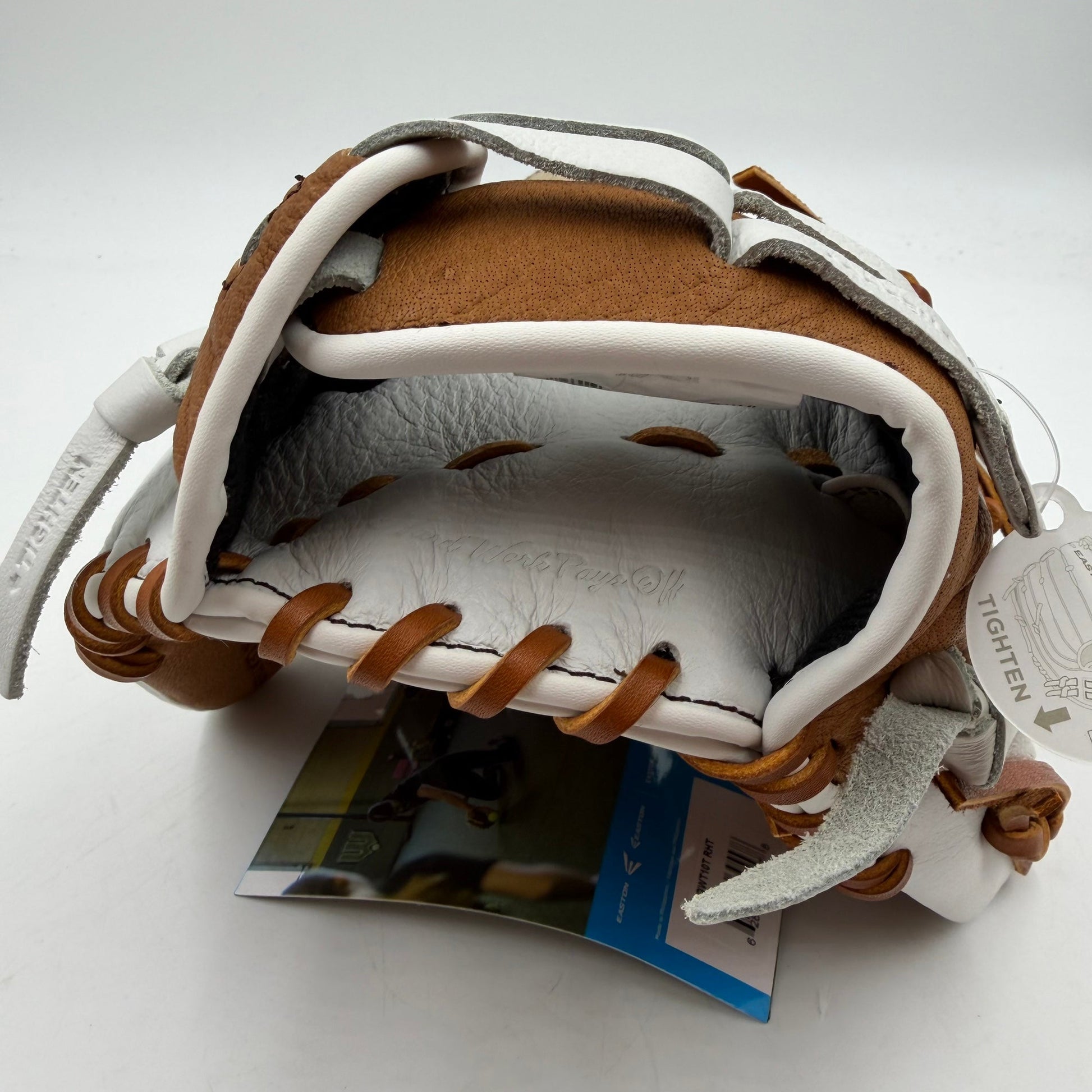 Easton Morgan Stuart Groundwork 10” Infield Training Softball Baseball Glove - photo 4