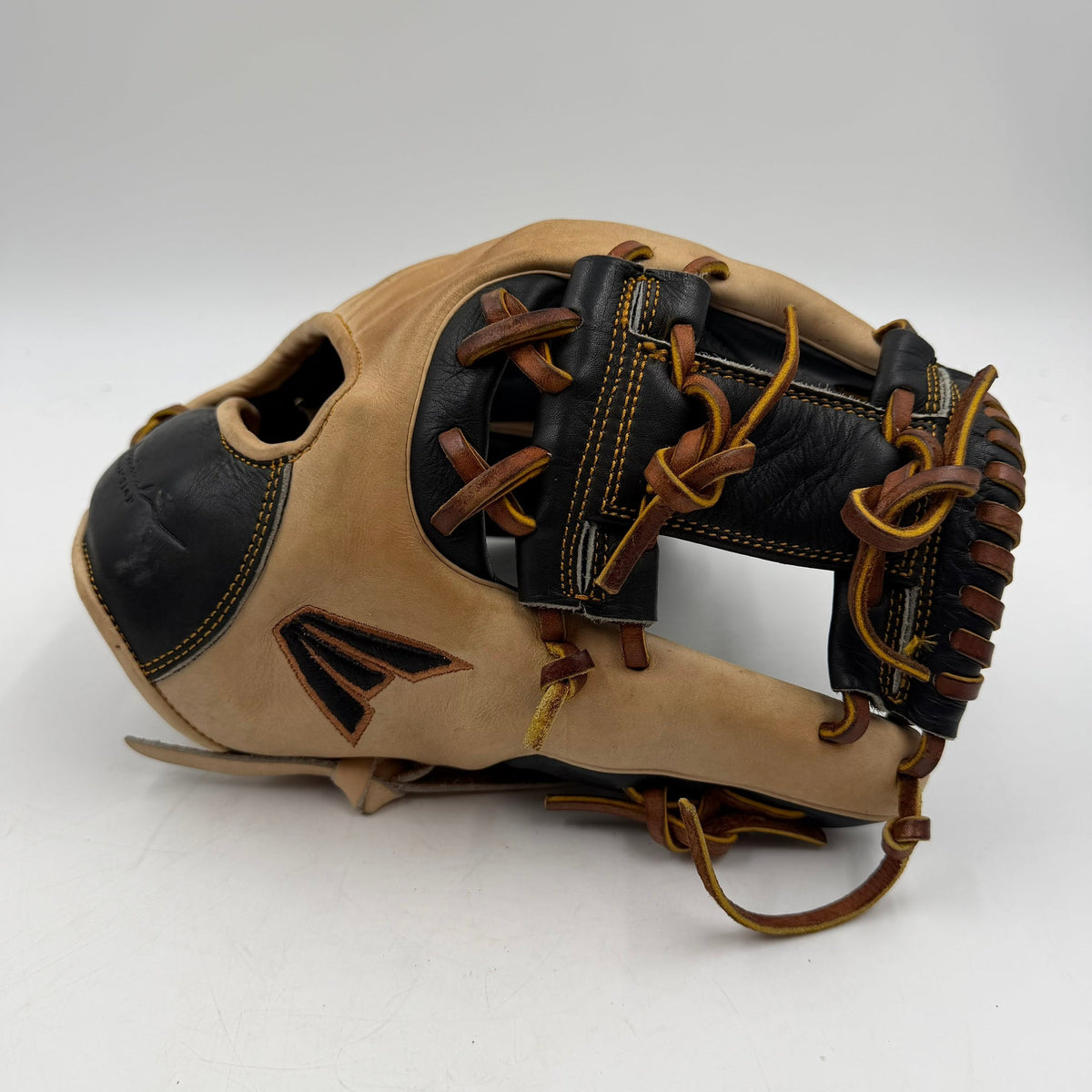 Easton Professional Collection 11.5 Infield Baseball Glove - photo 1
