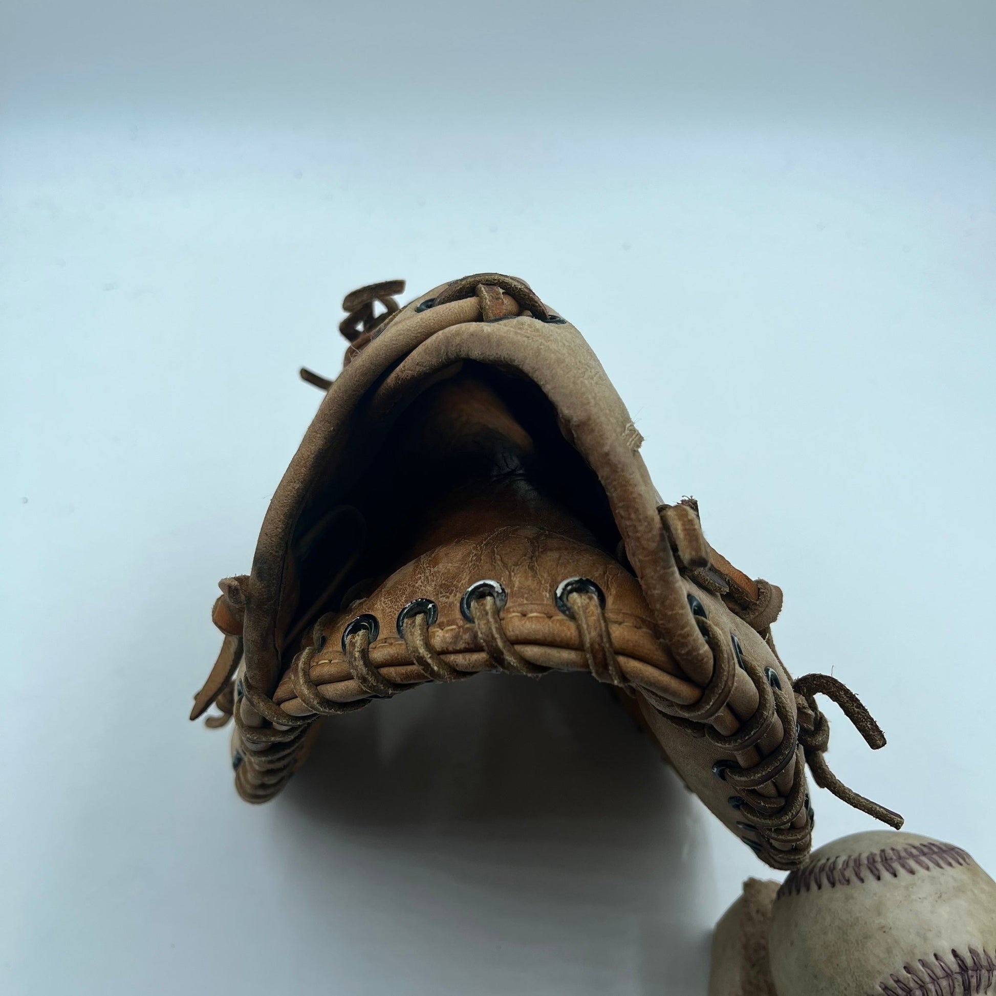 Wilson A2000 2802 12” Lefty First Base Mitt Baseball Glove - photo 4